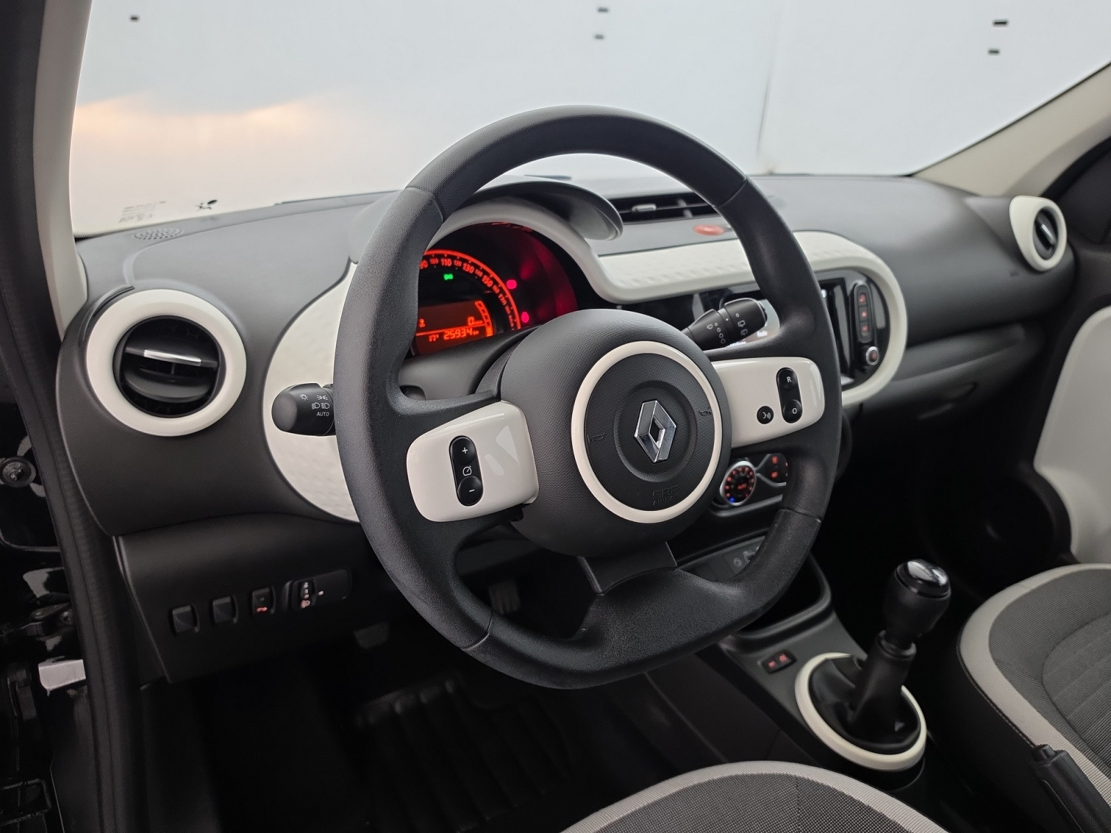 Vente en ligne Renault Twingo 3  SCe 65 au prix de 12 999 €