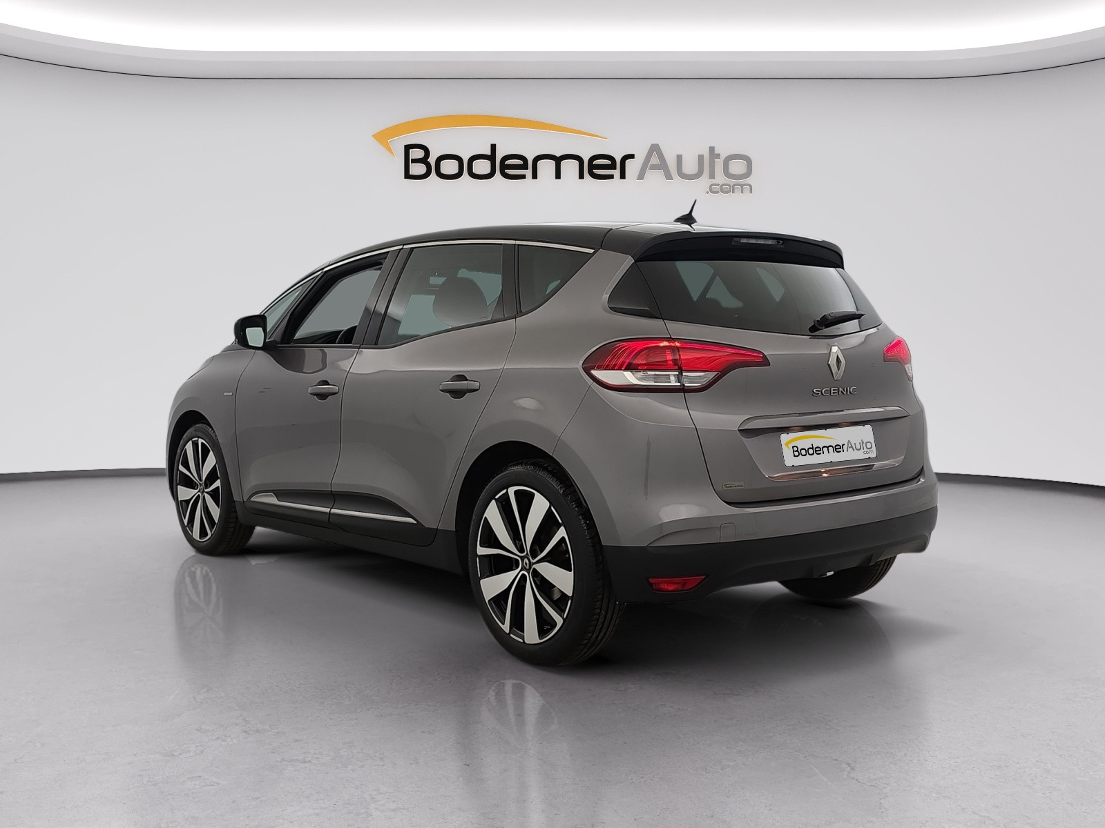 Vente en ligne Renault Scenic 4 Scenic TCe 115 FAP au prix de 14 999 €