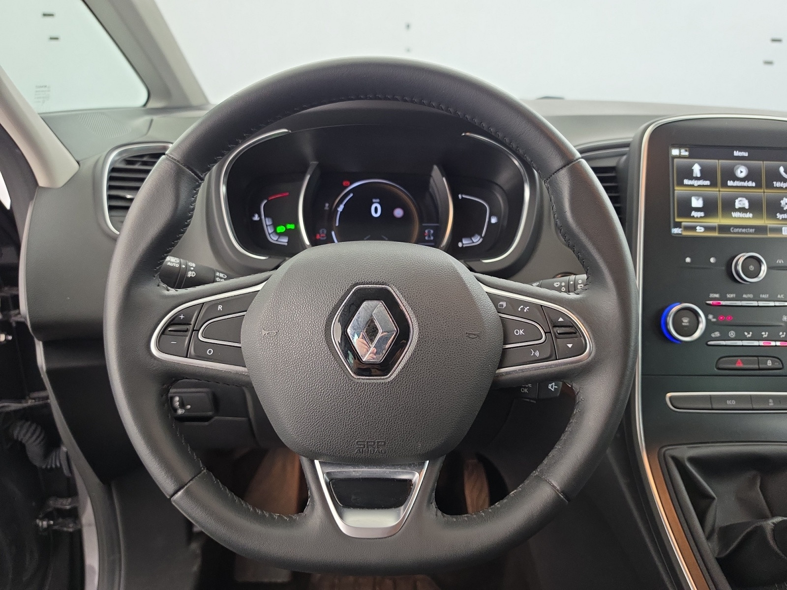 Vente en ligne Renault Scenic 4 Scenic TCe 115 FAP au prix de 14 999 €