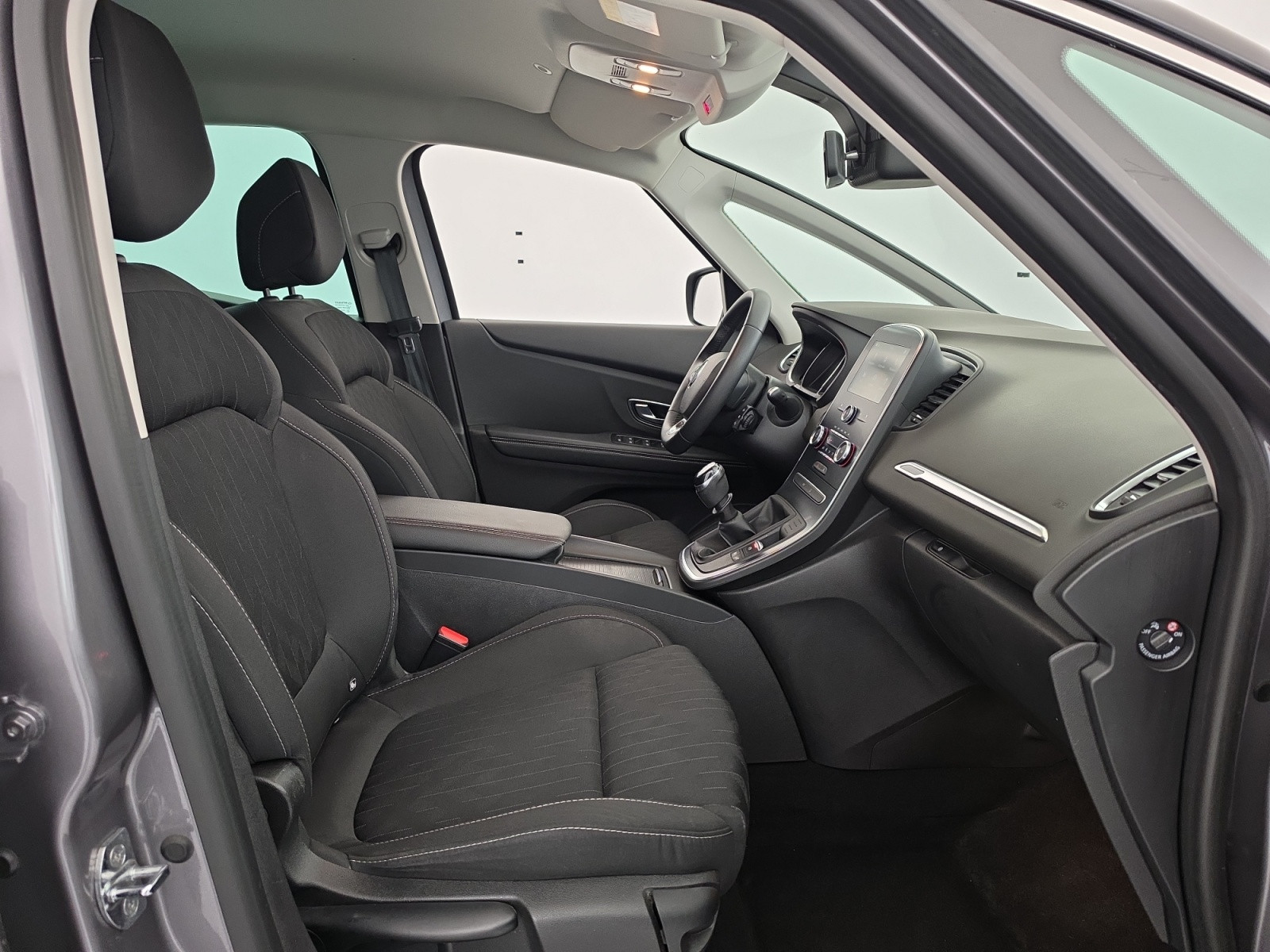 Vente en ligne Renault Scenic 4 Scenic TCe 115 FAP au prix de 14 999 €