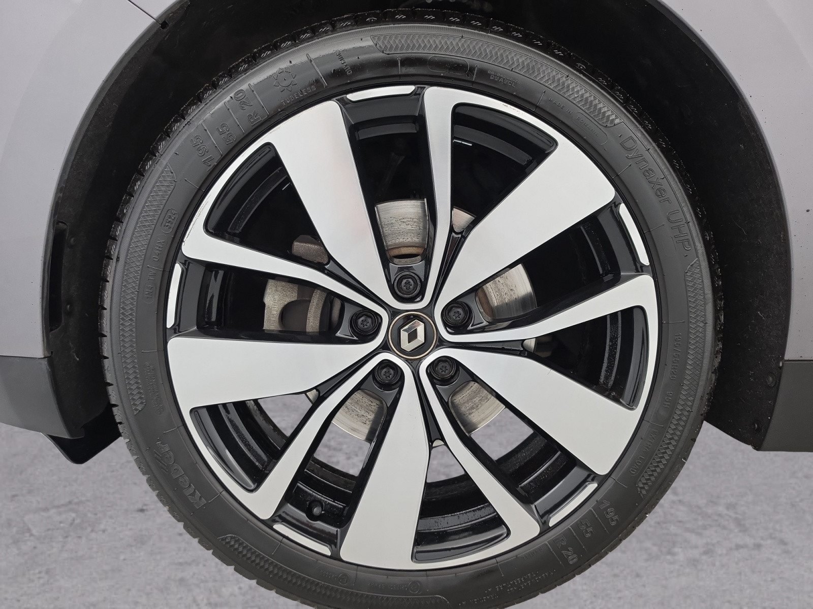 Vente en ligne Renault Scenic 4 Scenic TCe 115 FAP au prix de 14 999 €