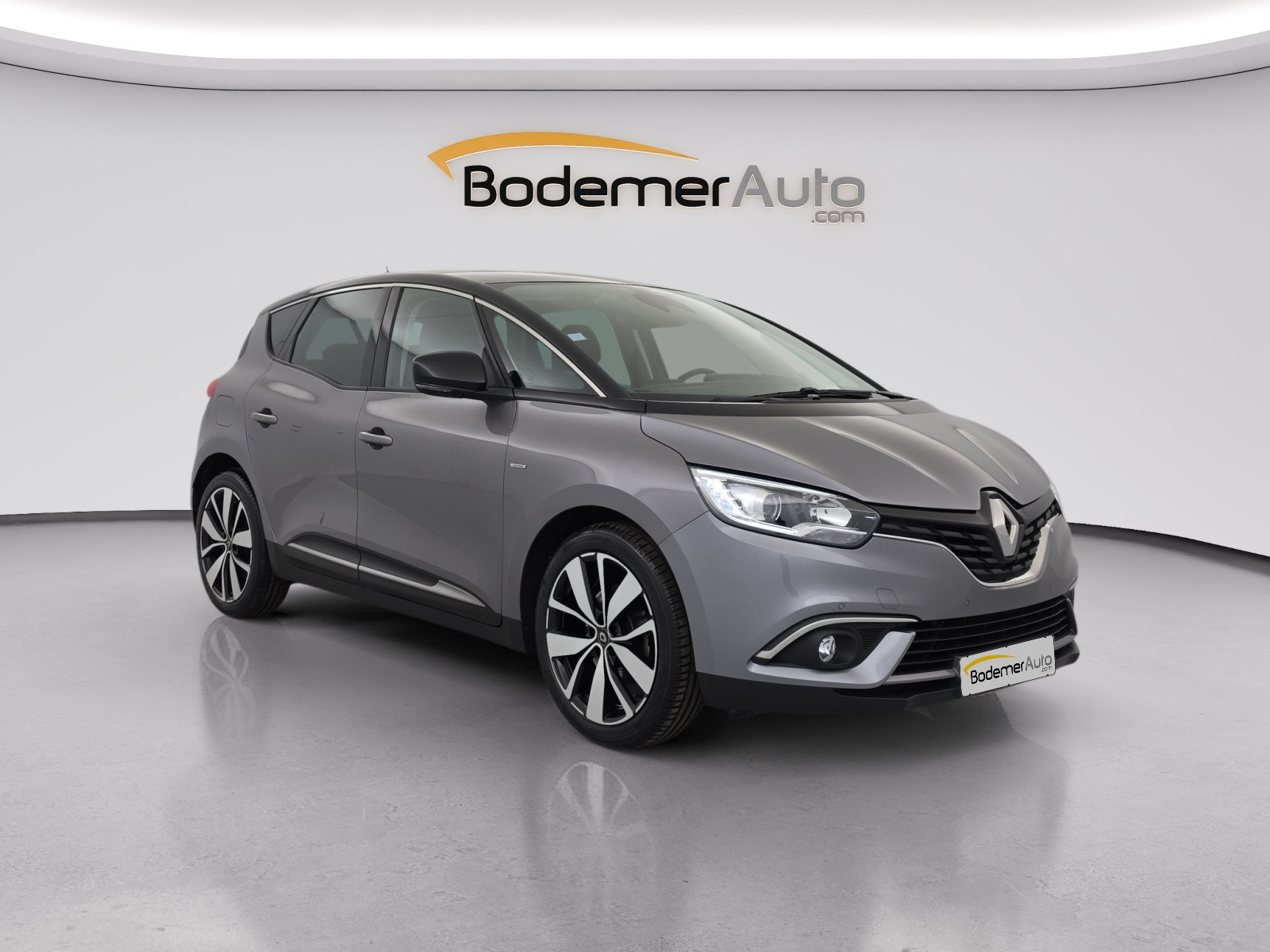 Vente en ligne Renault Scenic 4 Scenic TCe 115 FAP au prix de 14 999 €