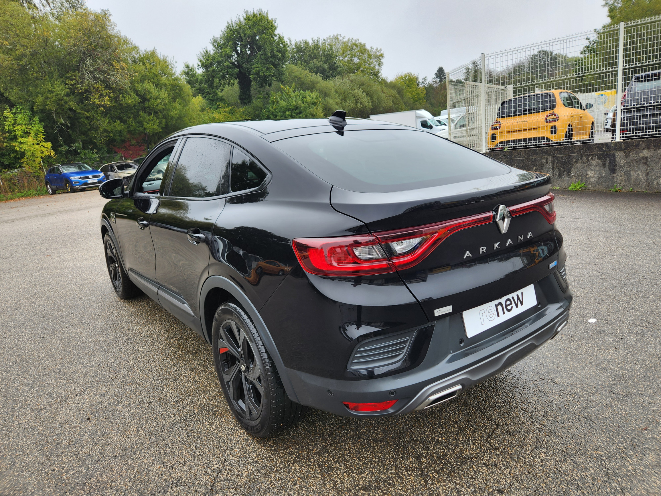 Vente en ligne Renault Arkana  E-Tech hybride 145 au prix de 20 499 €