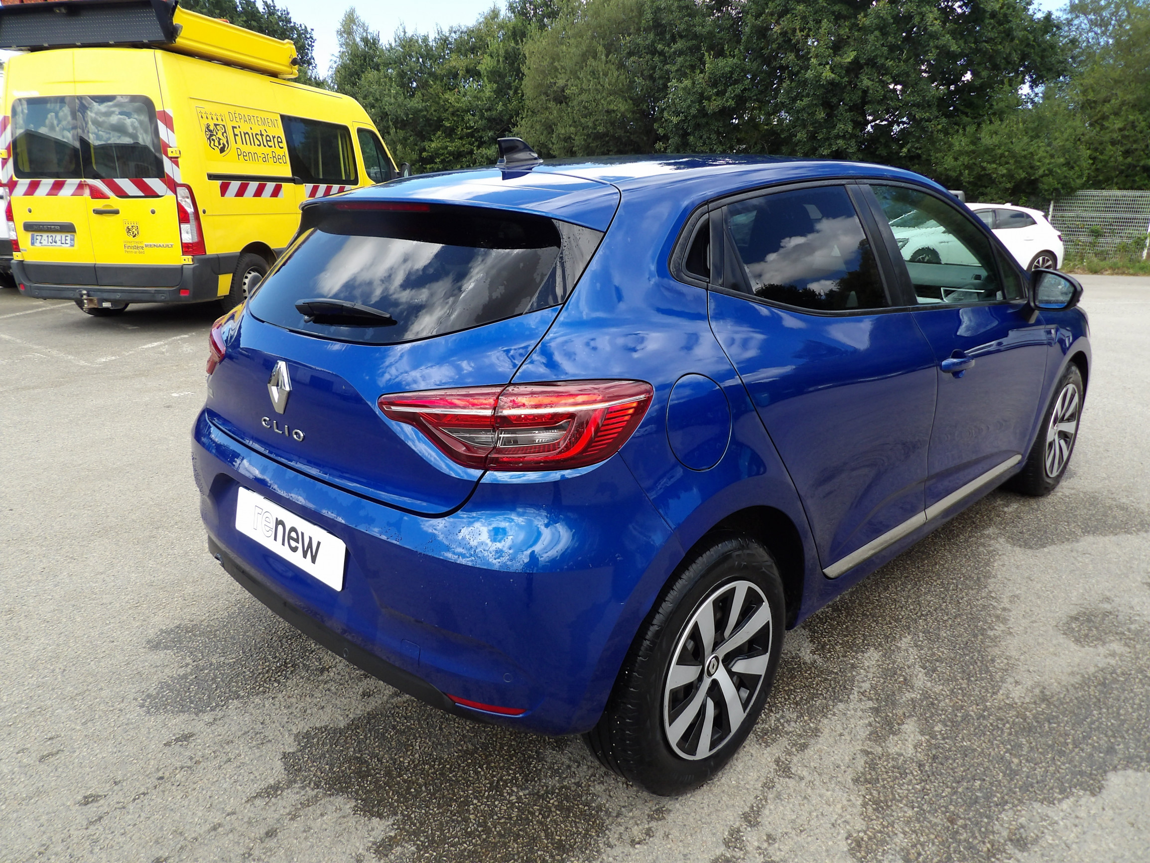 Vente en ligne Renault Clio 5 Clio TCe 90 au prix de 15 499 €