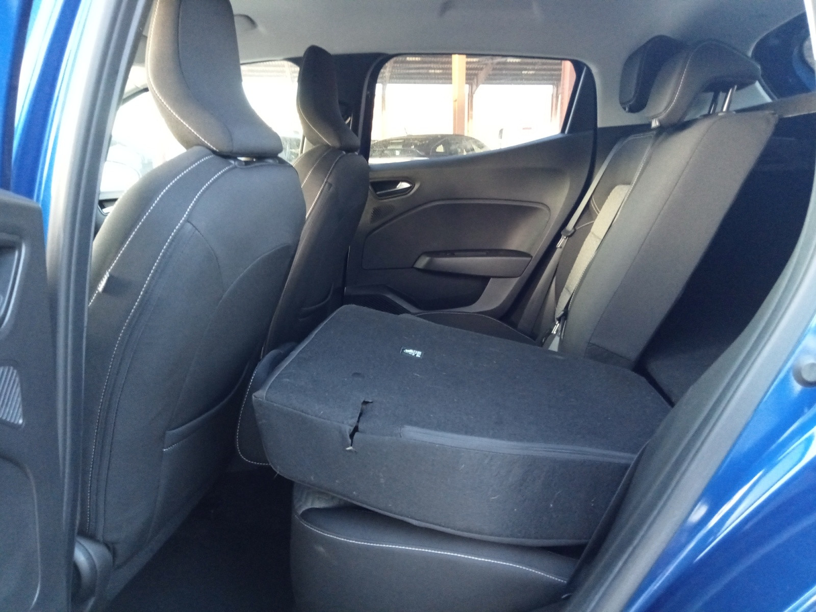 Vente en ligne Renault Clio 5 Clio TCe 90 au prix de 14 990 €