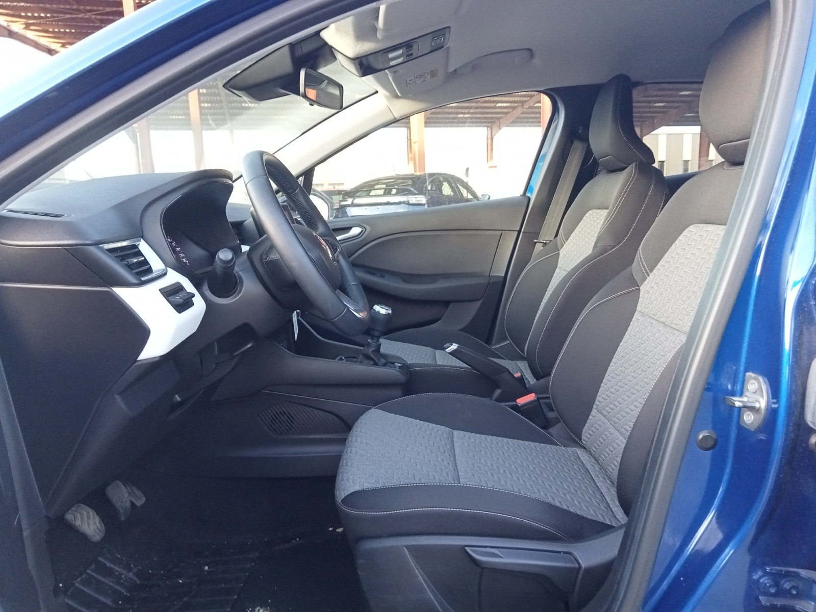 Vente en ligne Renault Clio 5 Clio TCe 90 au prix de 14 990 €