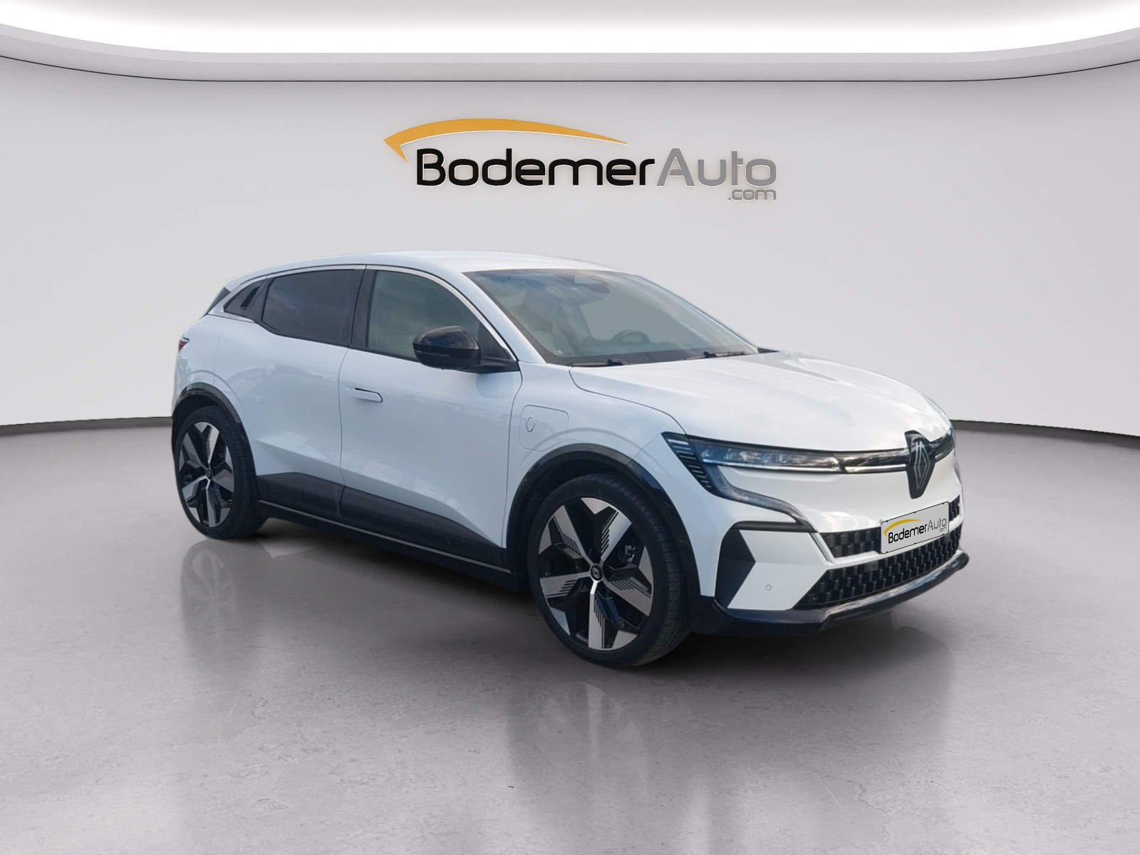 Vente en ligne Renault Megane E-Tech  EV60 220 ch super charge au prix de 26 999 €