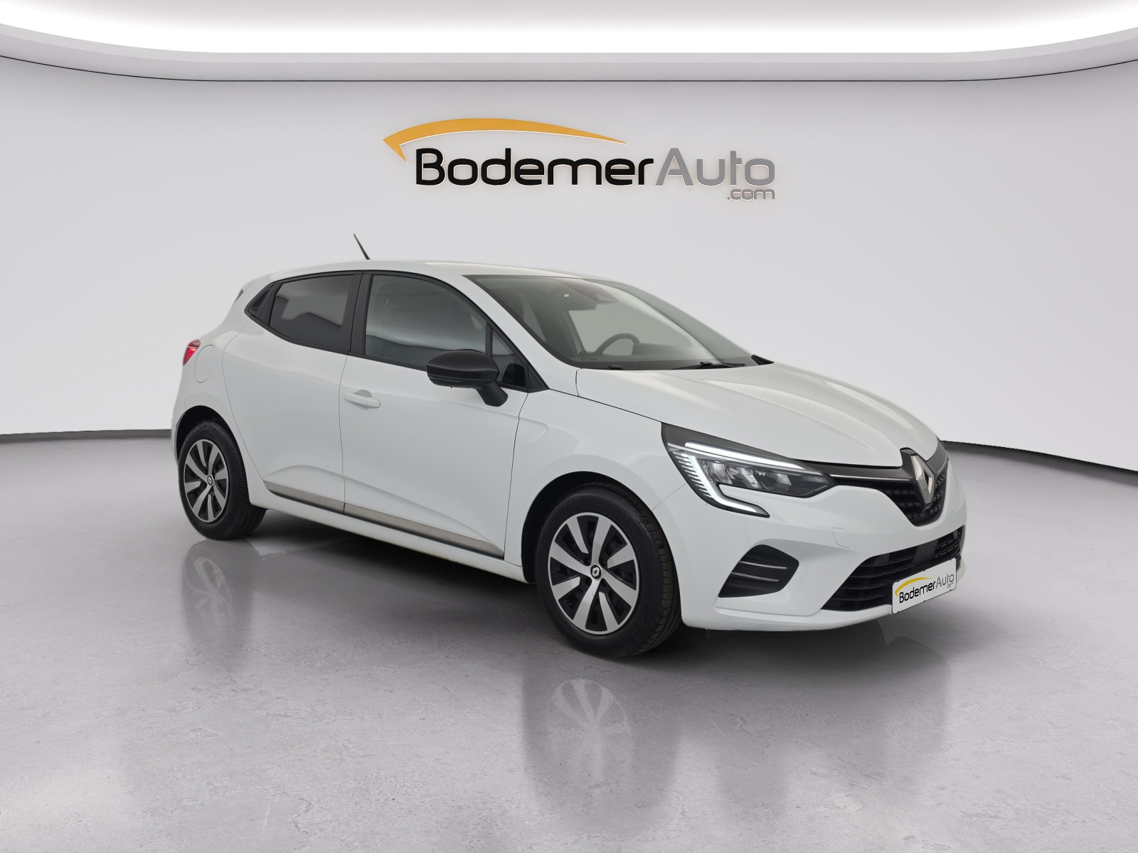 Vente en ligne Renault Clio 5 Clio TCe 90 au prix de 14 290 €