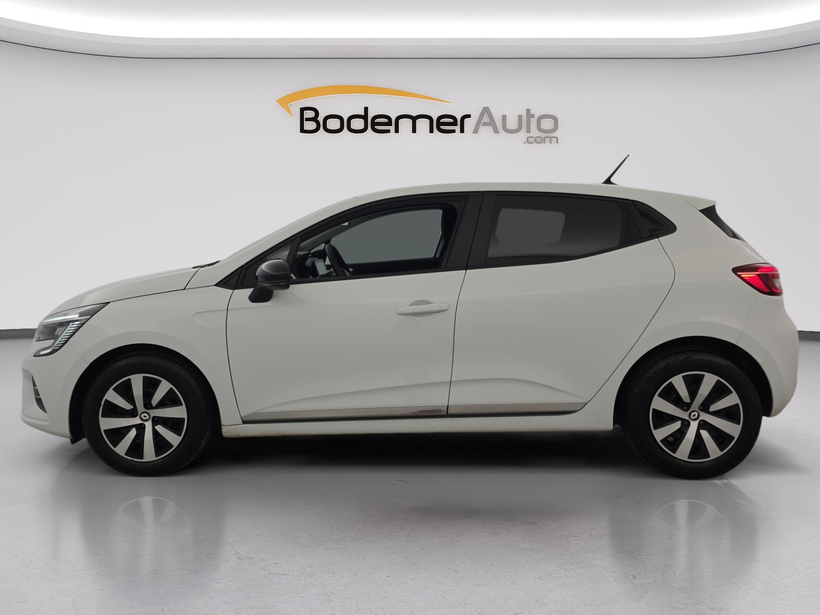 Vente en ligne Renault Clio 5 Clio TCe 90 au prix de 14 290 €