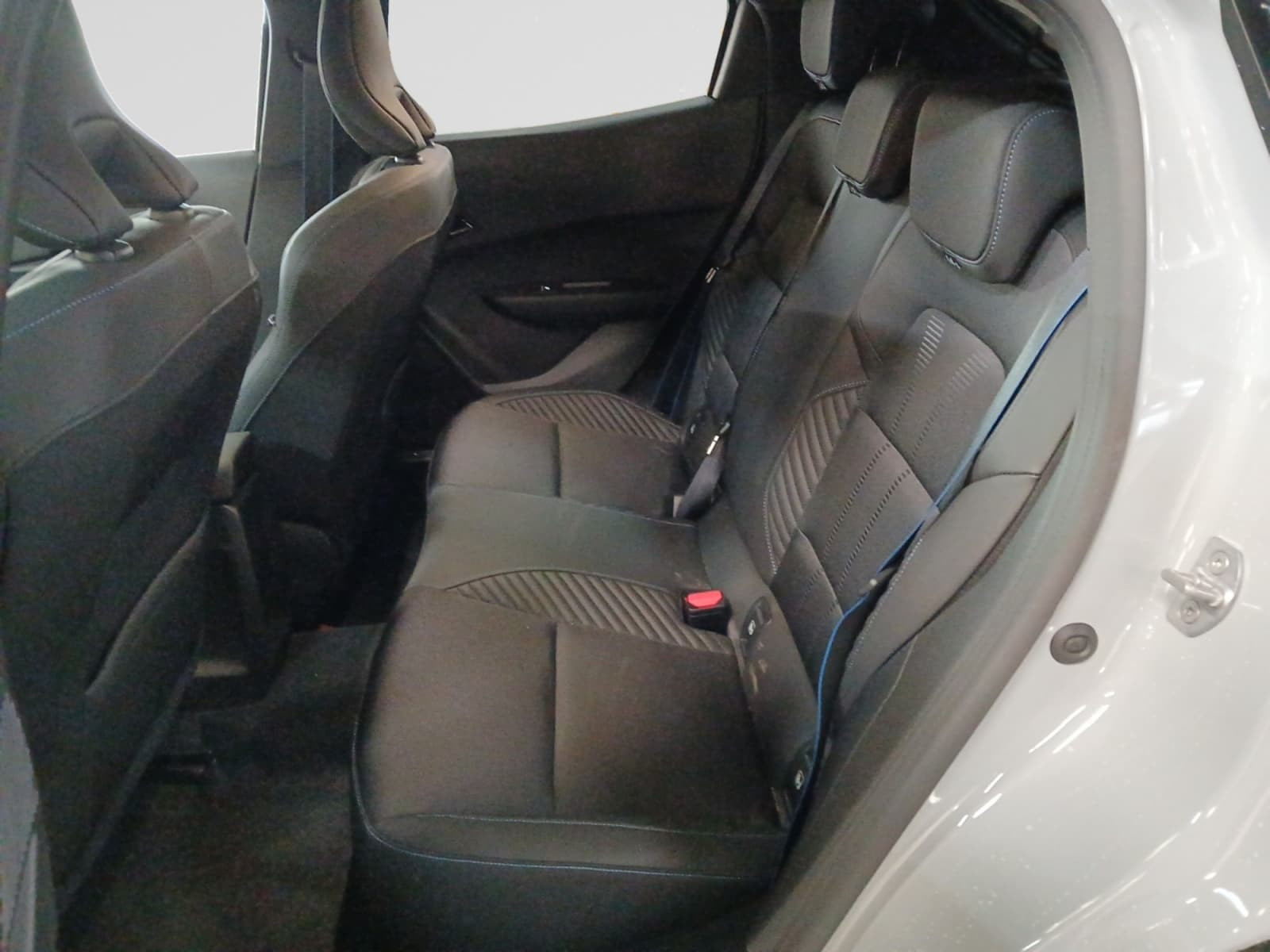 Vente en ligne Renault Clio 6 Clio TCe 115 ch EDC au prix de 26 499 €