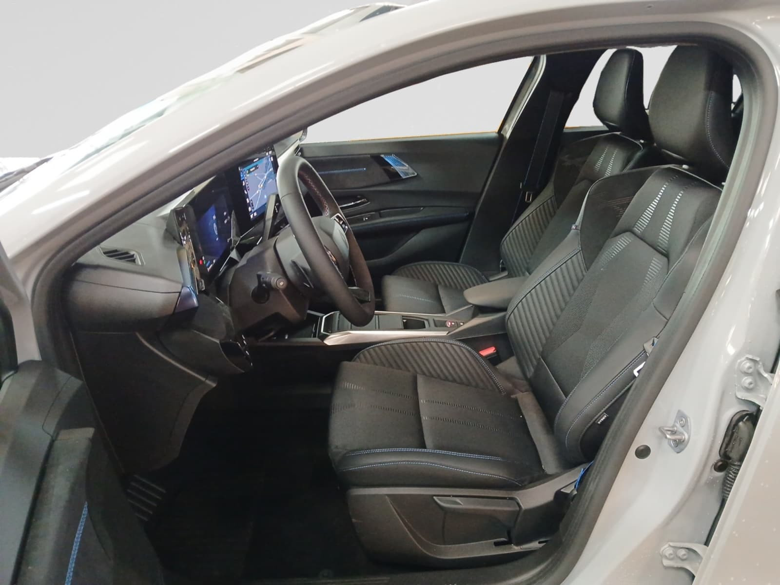 Vente en ligne Renault Clio 6 Clio TCe 115 ch EDC au prix de 26 499 €