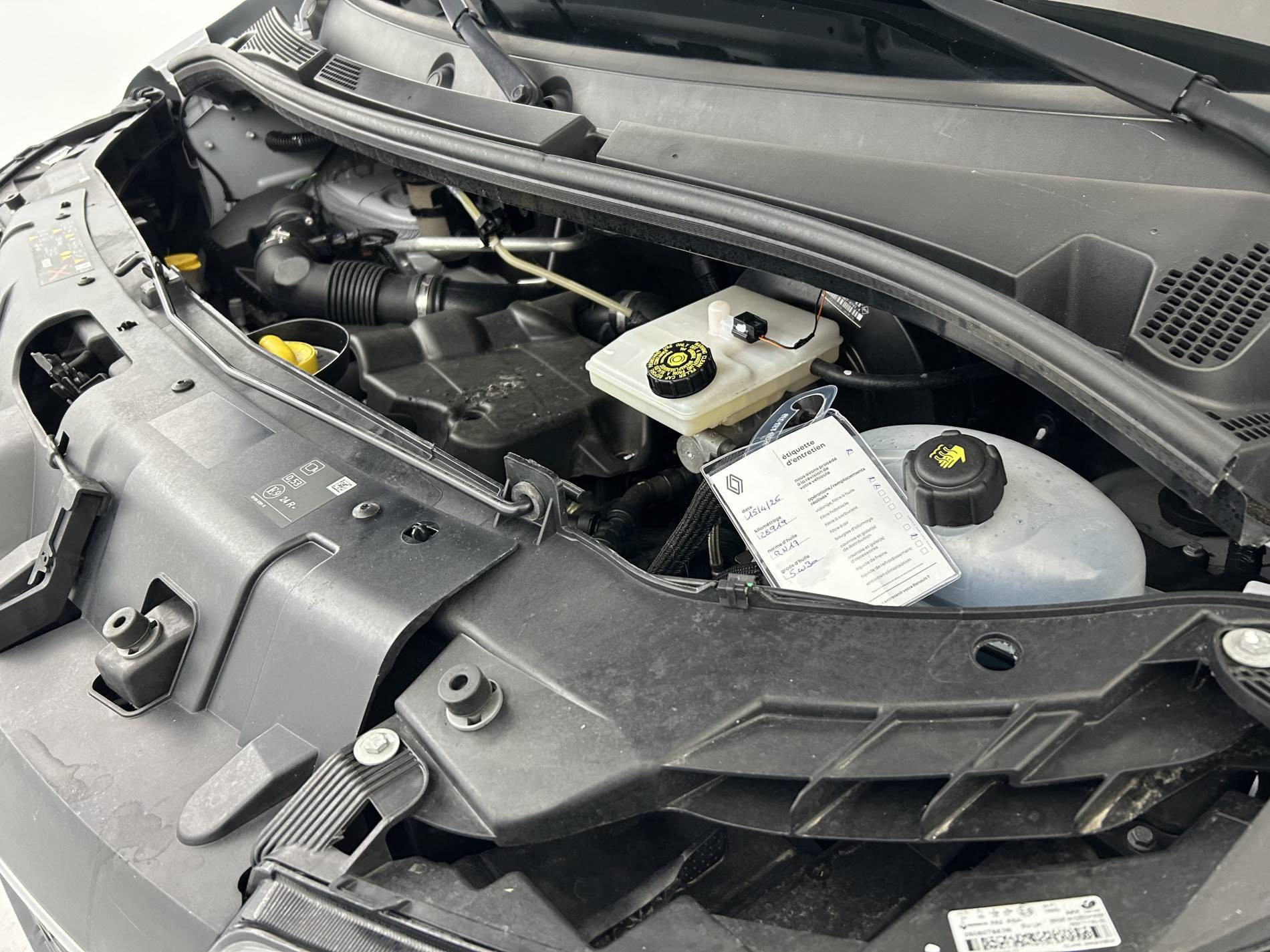 Vente en ligne Renault Master Fourgon MASTER FGN TRAC F3500 L3H3 BLUE DCI 135 au prix de 24 990 €