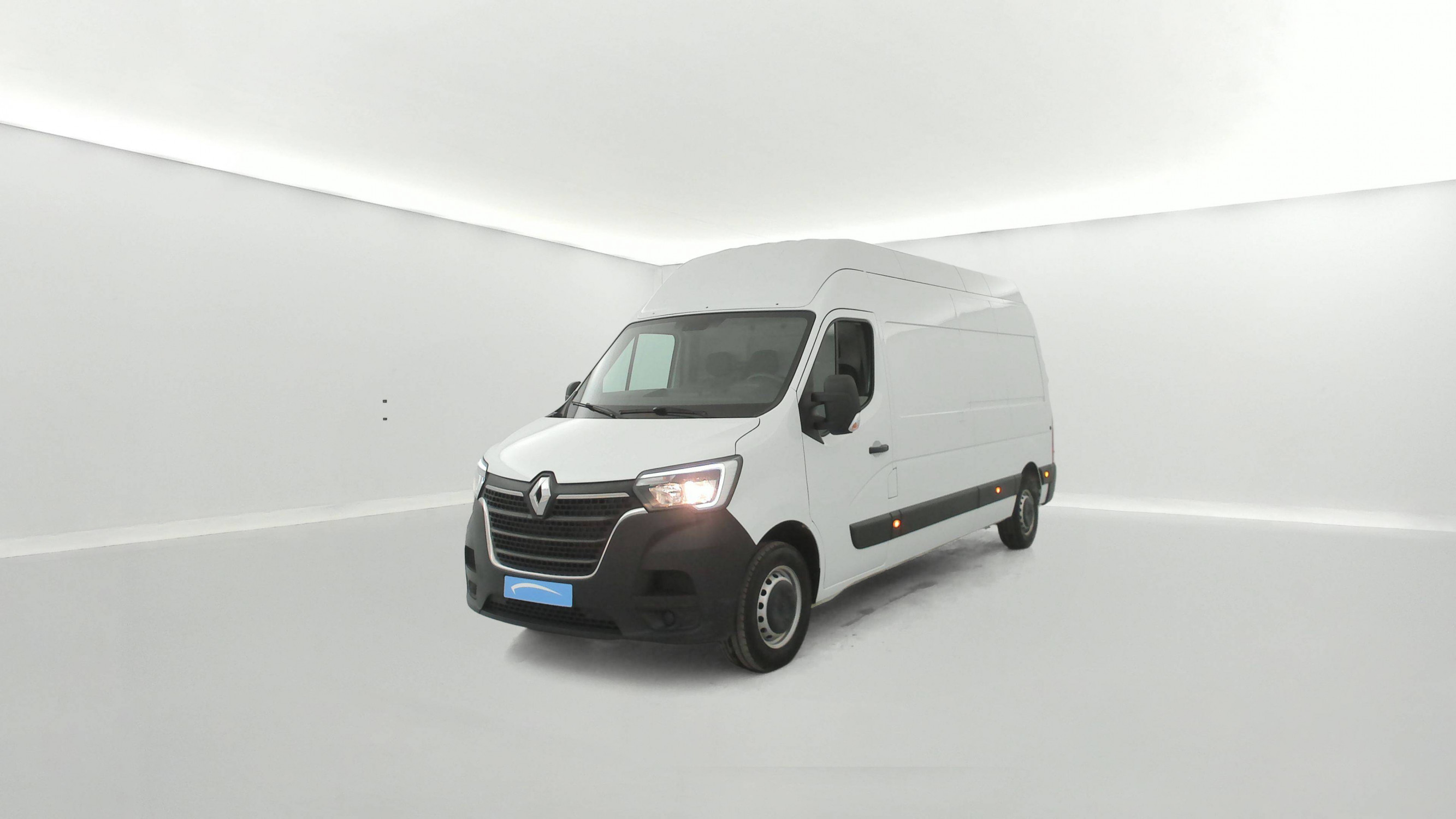 Renault Master Fourgon MASTER FGN TRAC F3500 L3H3 BLUE DCI 135 occasion de 2024 en vente à Morlaix