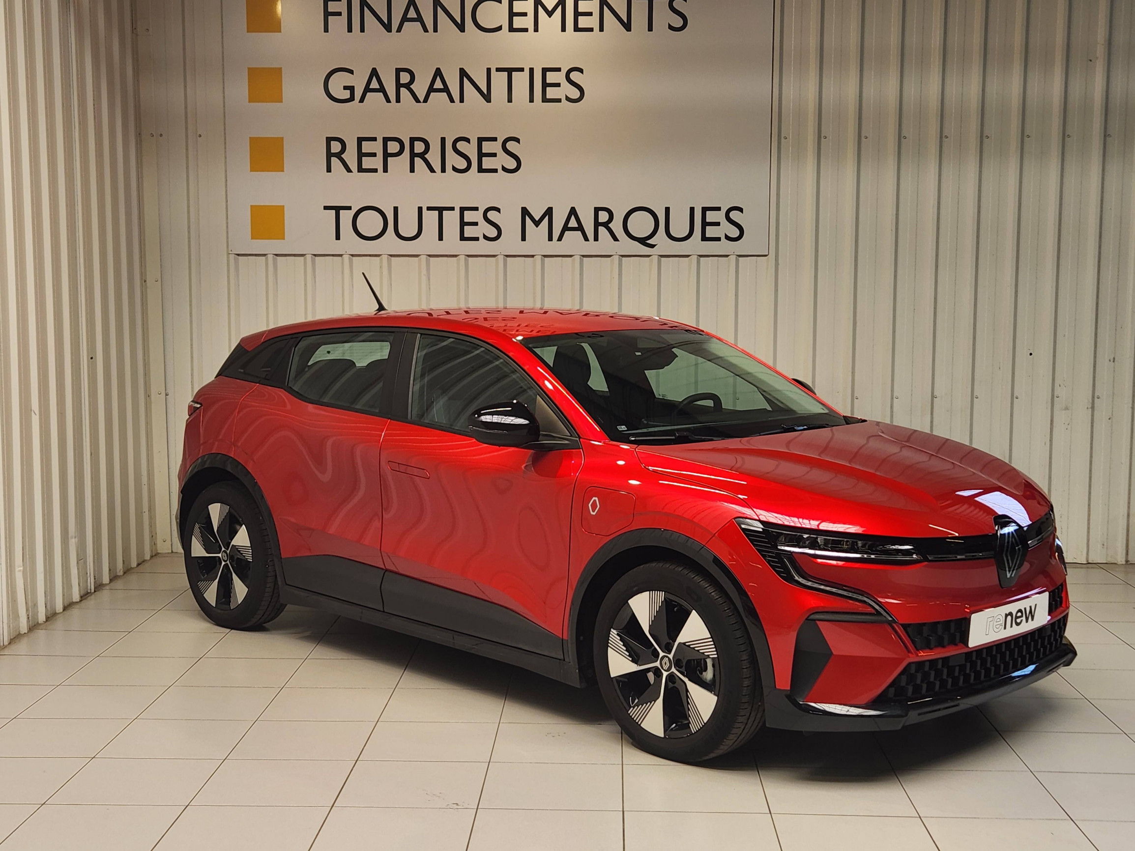 Vente en ligne Renault Megane E-Tech  EV60 220 ch super charge au prix de 25 950 €