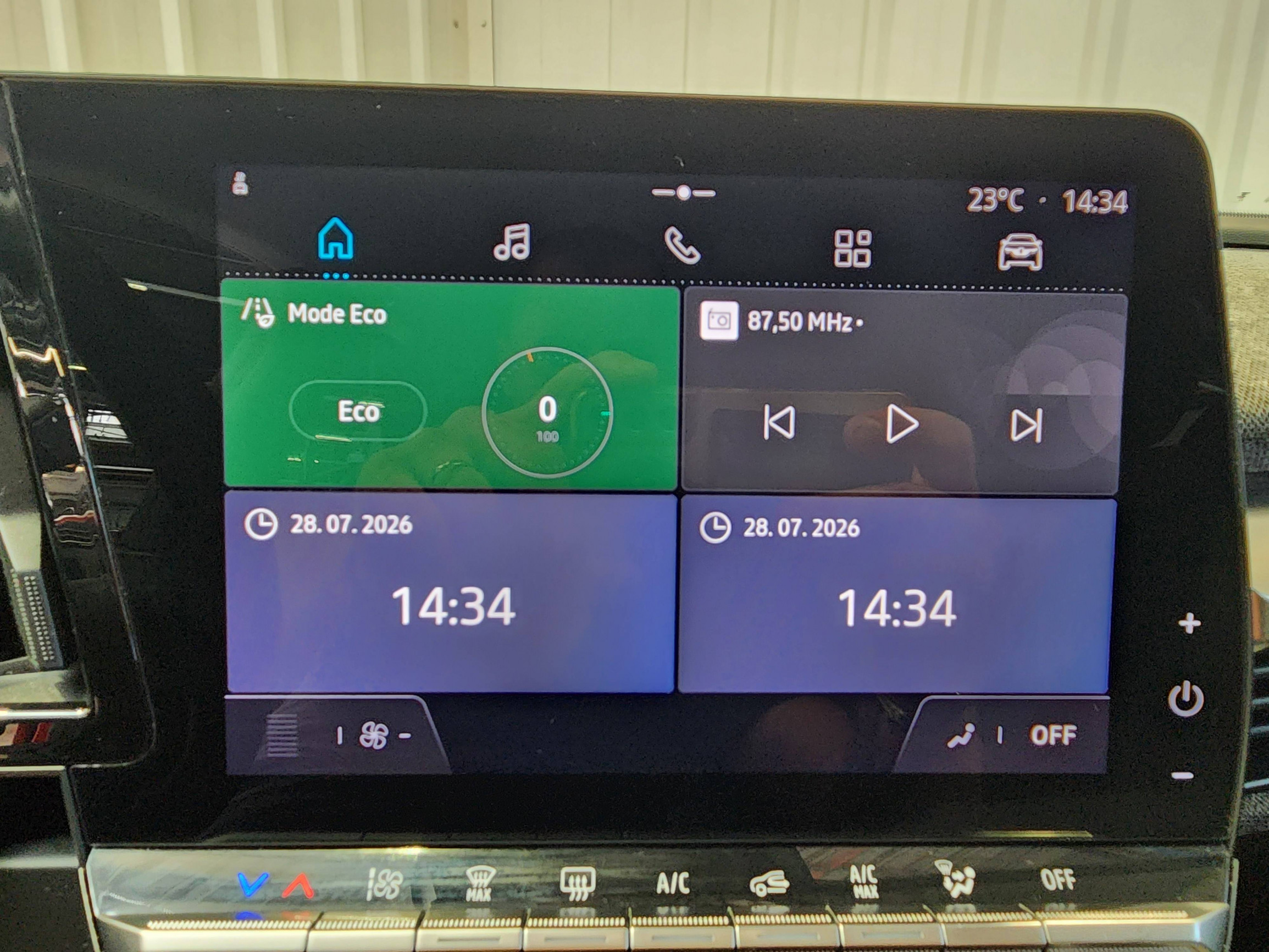 Vente en ligne Renault Megane E-Tech  EV60 220 ch super charge au prix de 25 950 €