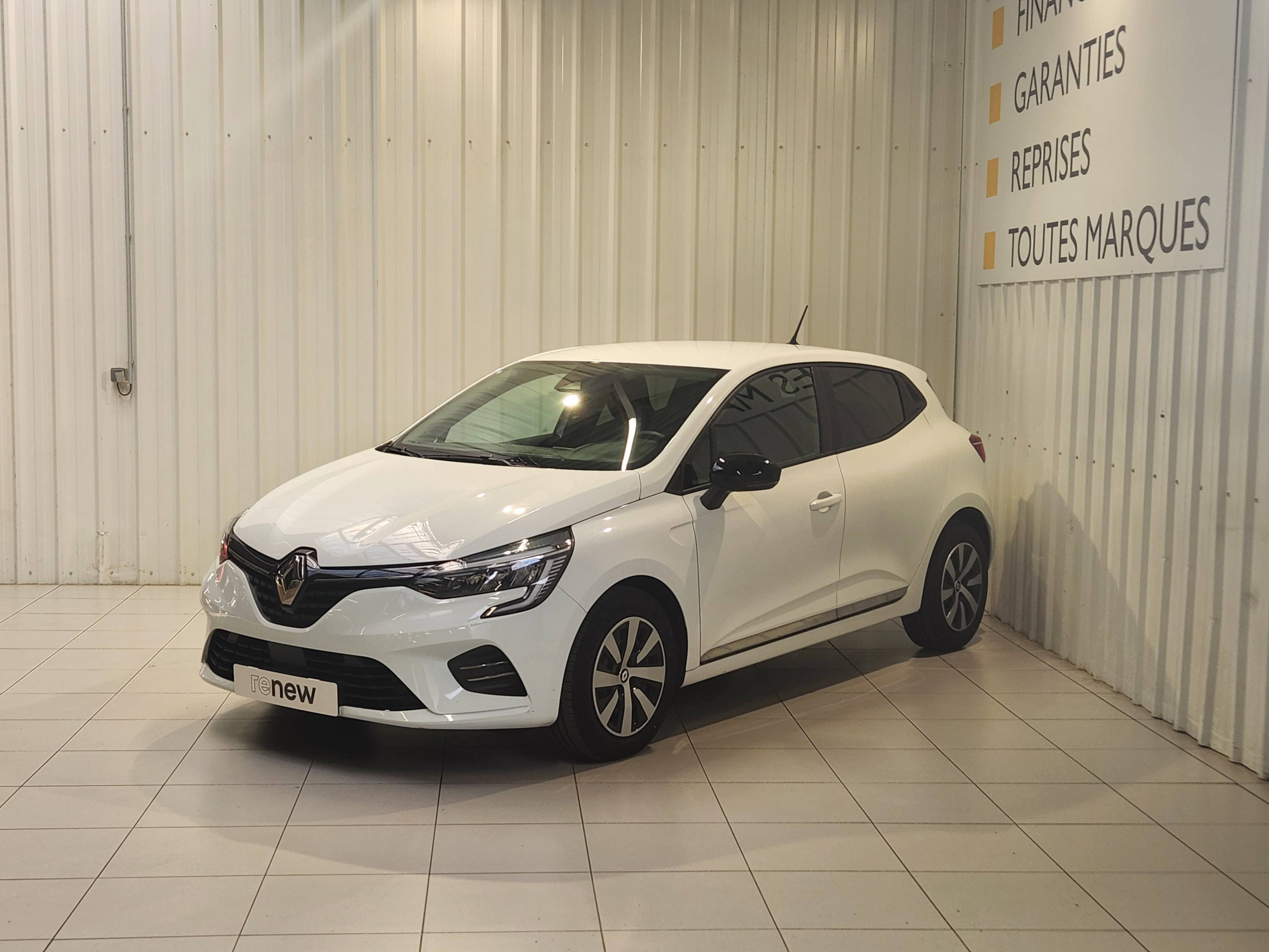 Renault Clio 5 Clio TCe 90 occasion de 2023 en vente à Morlaix