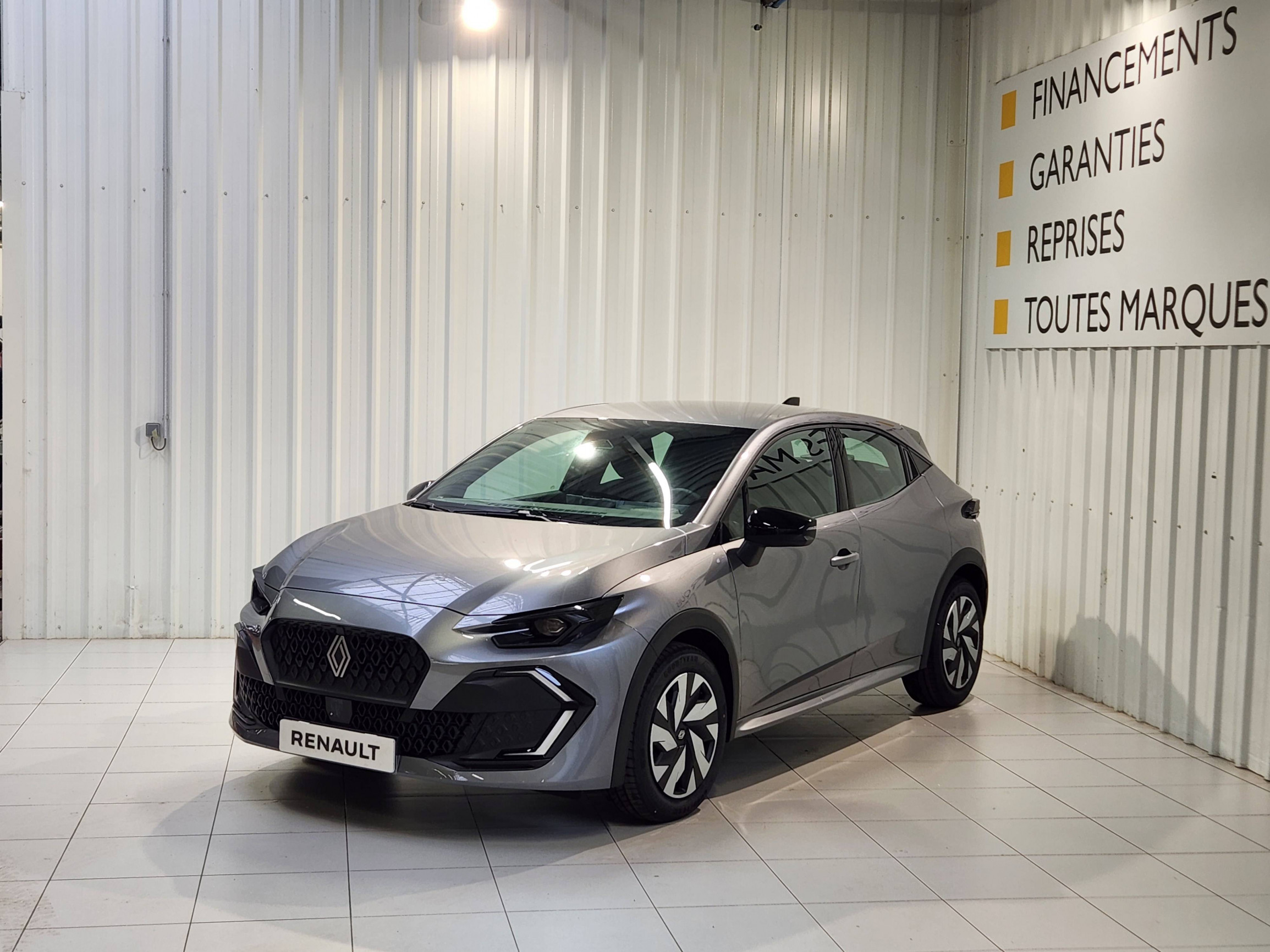 Renault Clio 6 Clio TCe 115 ch occasion de 2026 en vente à Morlaix