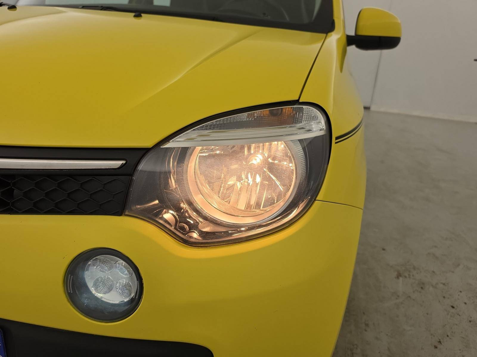 Vente en ligne Renault Twingo 3  1.0 SCe 70 eco2 Stop & Start au prix de 7 290 €