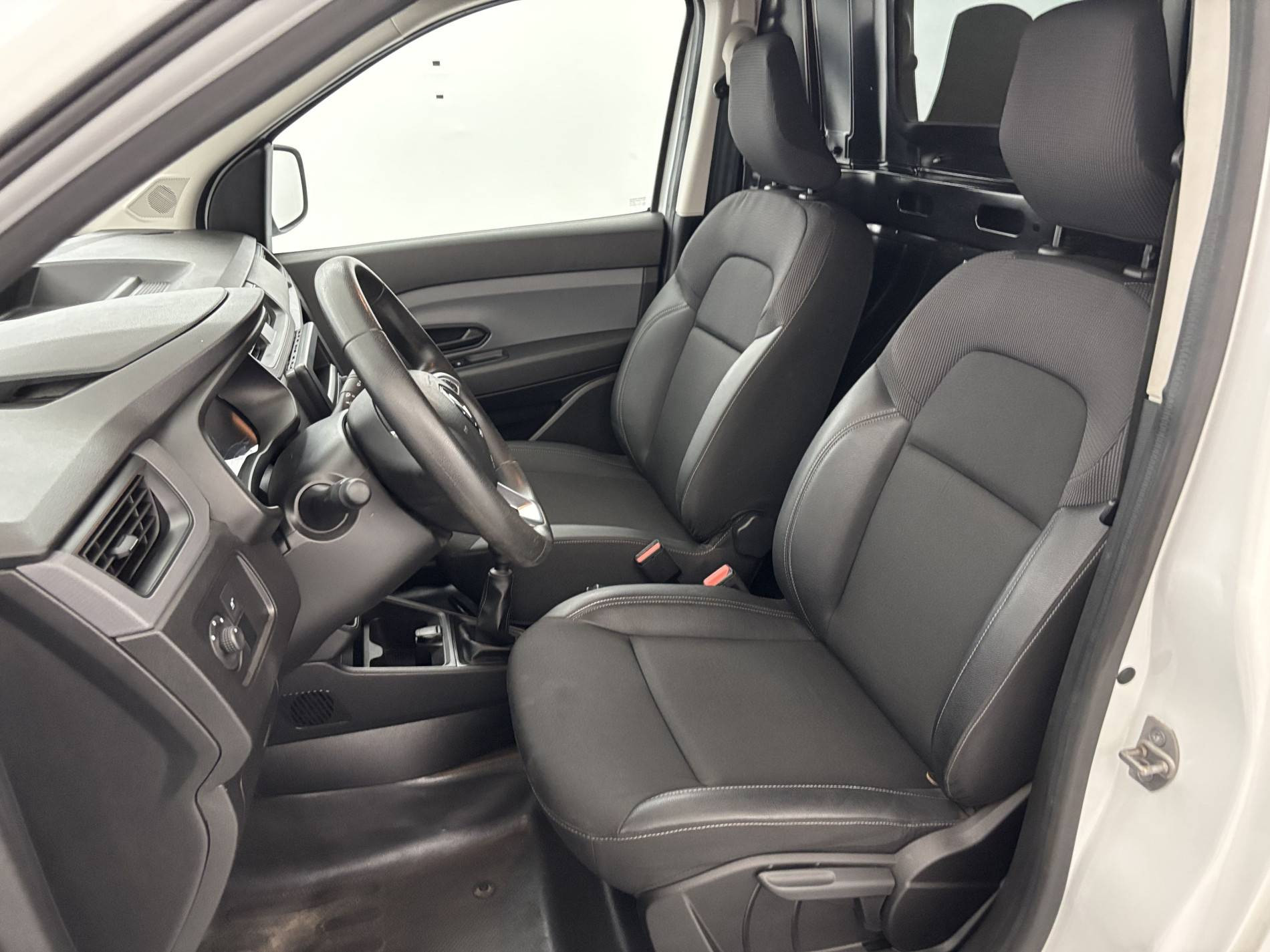Vente en ligne Renault Express Van  BLUE DCI 95 - 22 au prix de 14 890 €