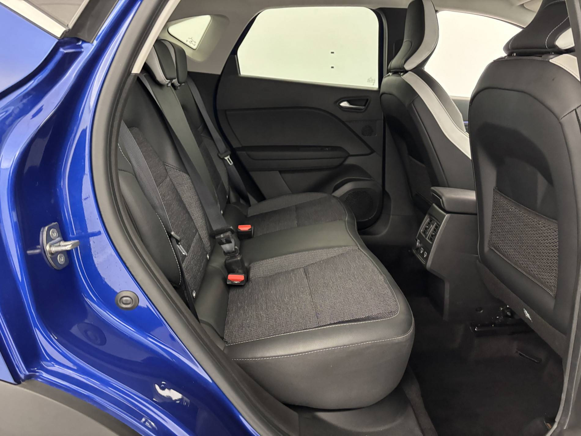 Vente en ligne Renault Captur  E-Tech full hybrid 145 au prix de 21 950 €