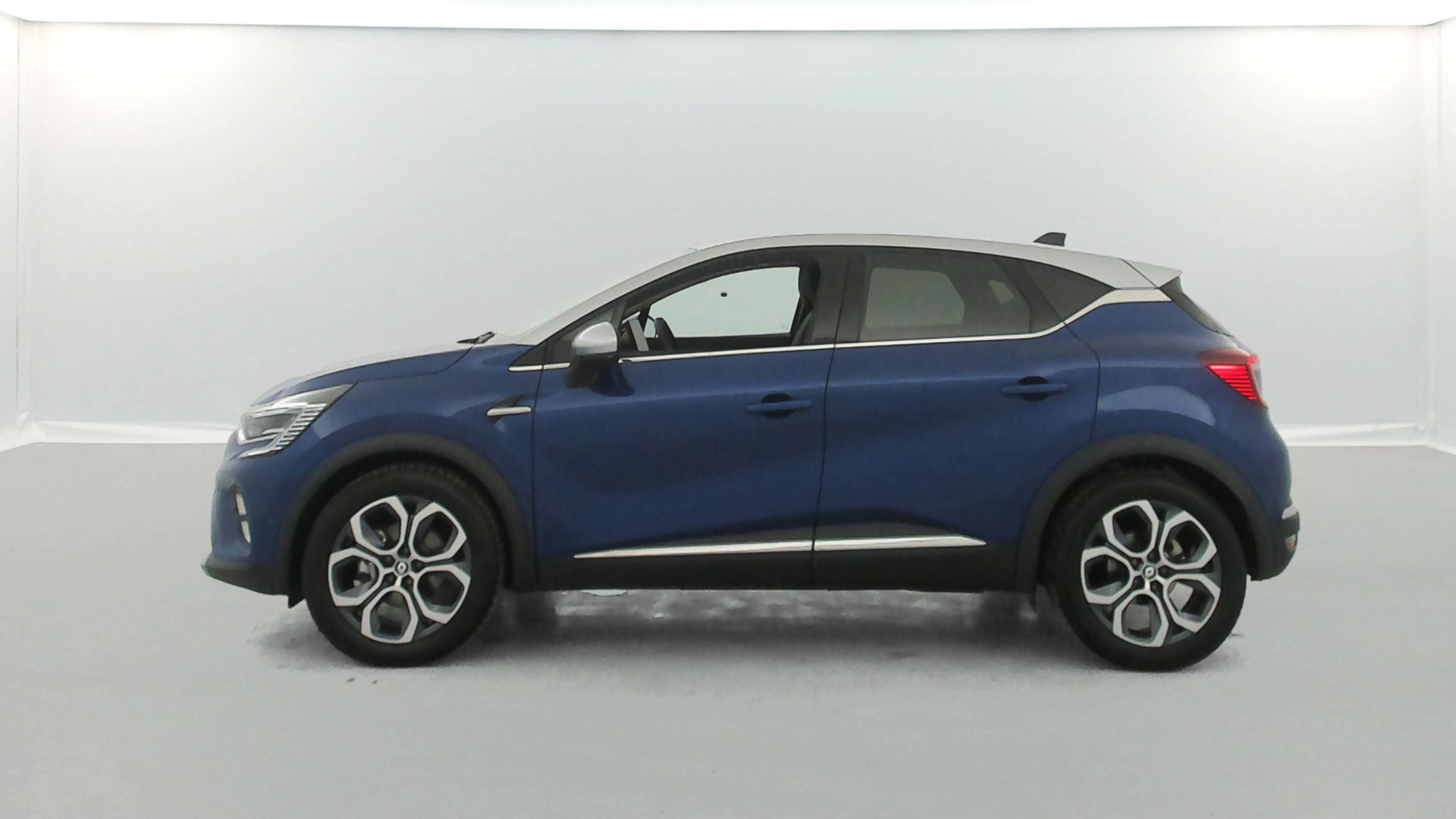 Vente en ligne Renault Captur  E-Tech full hybrid 145 au prix de 21 950 €