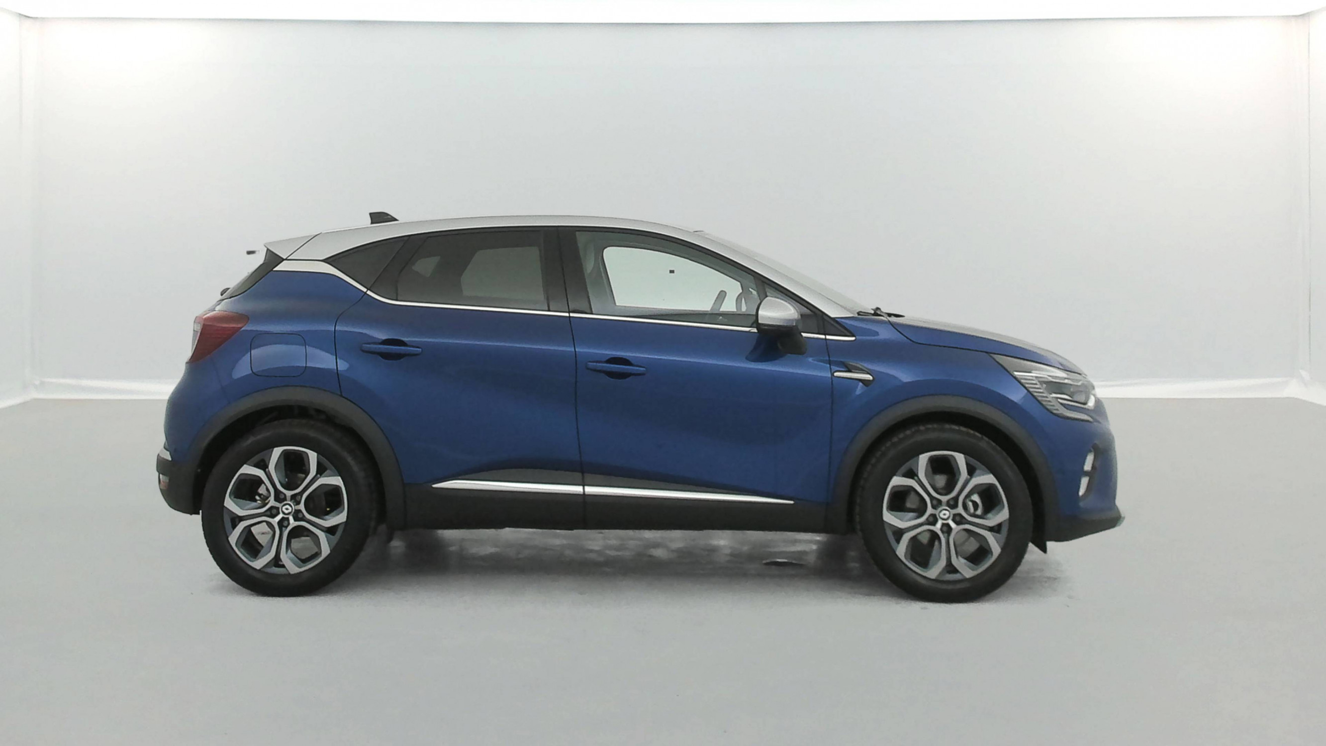 Vente en ligne Renault Captur  E-Tech full hybrid 145 au prix de 21 950 €