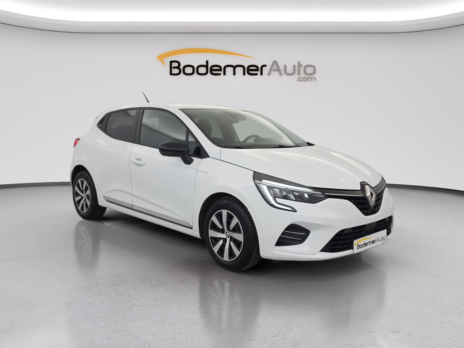 Vente en ligne Renault Clio 5 Clio TCe 90 au prix de 14 250 €