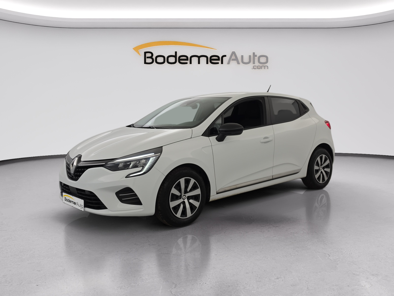 Renault Clio 5 Clio TCe 90 occasion de 2023 en vente à Morlaix