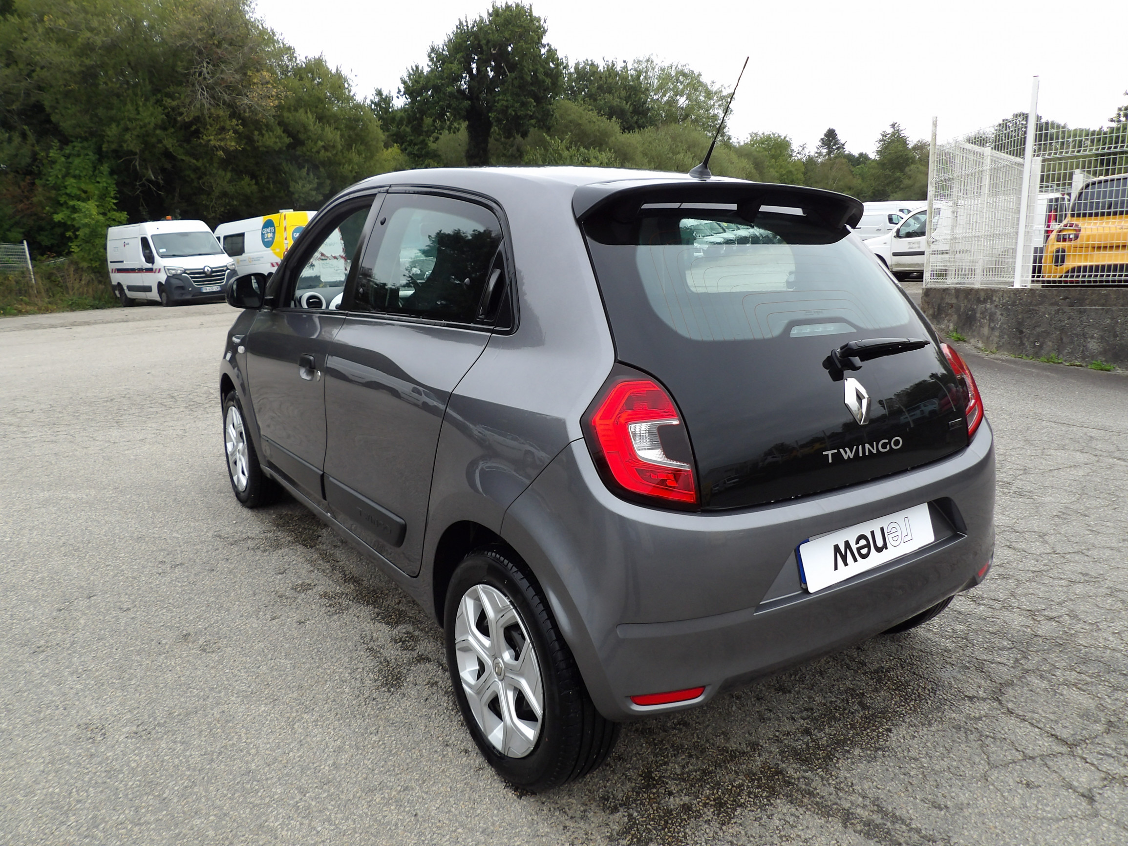 Vente en ligne Renault Twingo Electrique Twingo III E-Tech au prix de 12 999 €