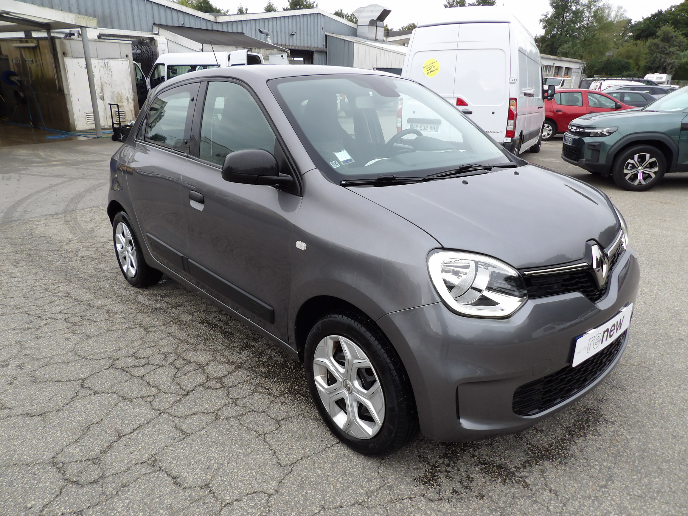 Vente en ligne Renault Twingo Electrique Twingo III E-Tech au prix de 12 999 €