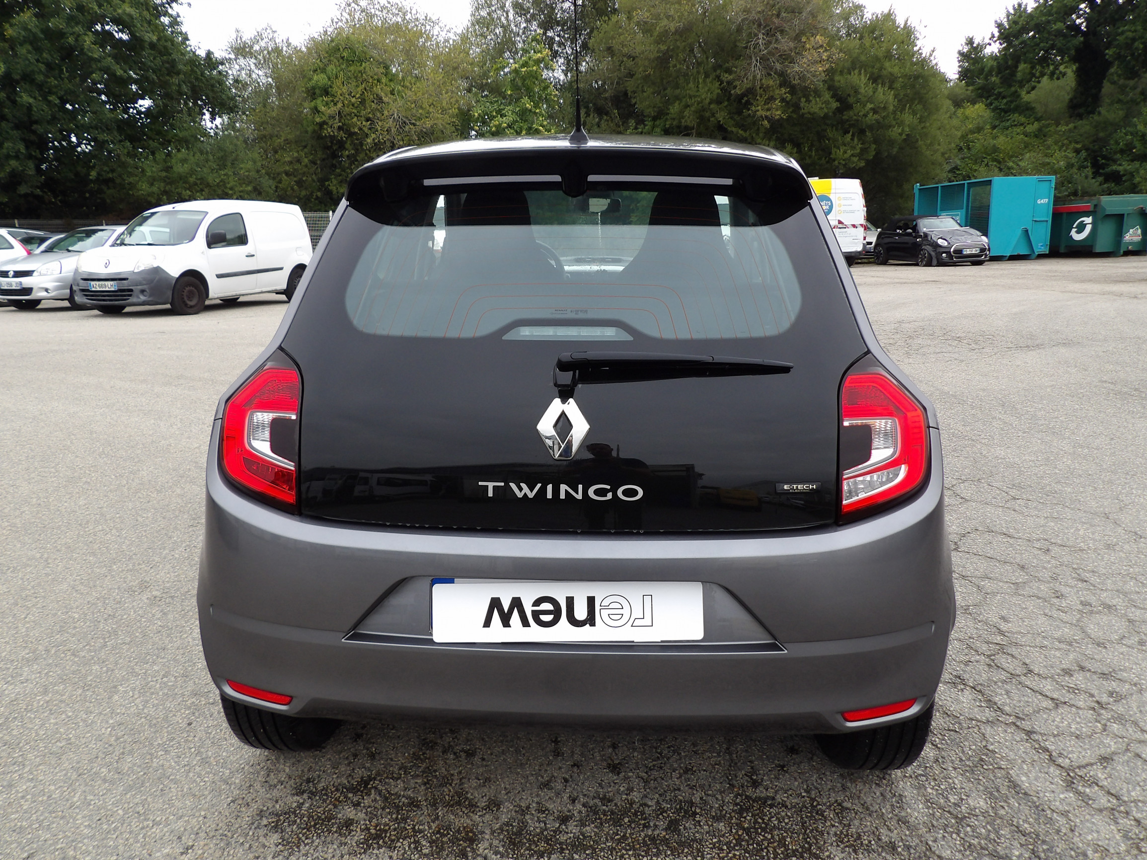 Vente en ligne Renault Twingo Electrique Twingo III E-Tech au prix de 12 999 €