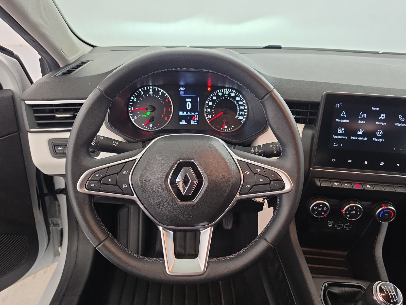 Vente en ligne Renault Clio 5 Clio TCe 90 au prix de 13 690 €