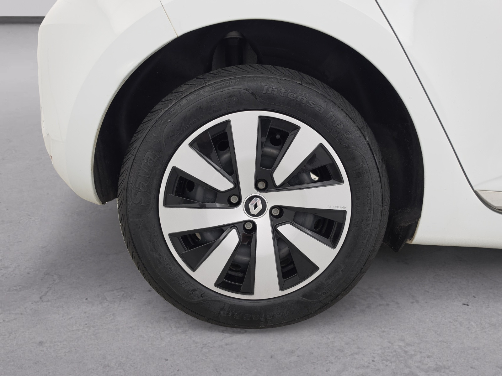 Vente en ligne Renault Clio 5 Clio TCe 90 au prix de 13 690 €