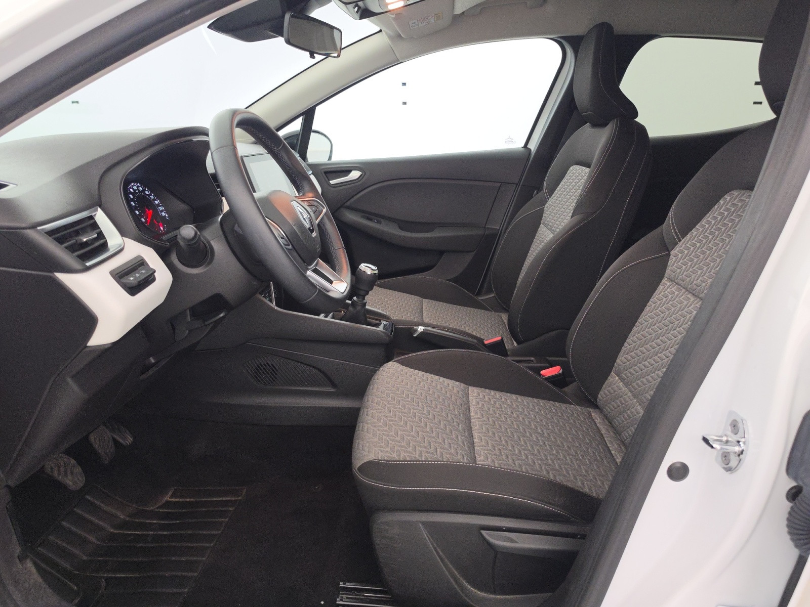 Vente en ligne Renault Clio 5 Clio TCe 90 au prix de 13 690 €
