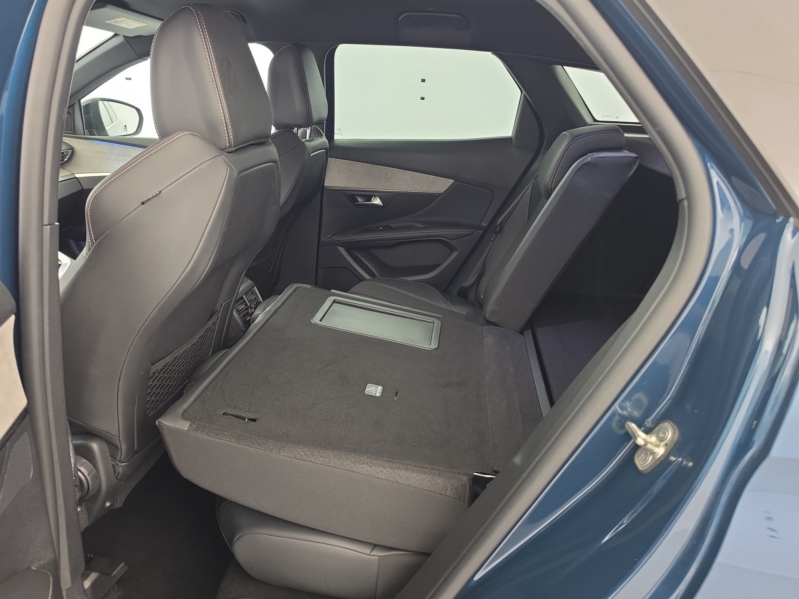 Vente en ligne Peugeot 3008  BlueHDi 130ch S&S EAT8 au prix de 20 890 €