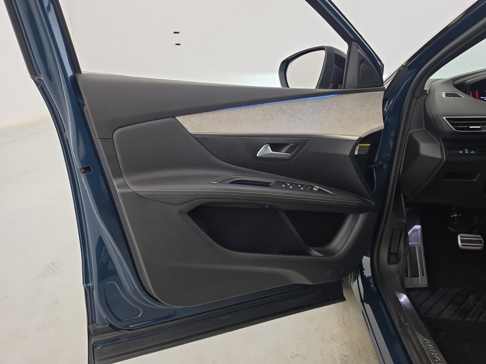 Vente en ligne Peugeot 3008  BlueHDi 130ch S&S EAT8 au prix de 20 890 €