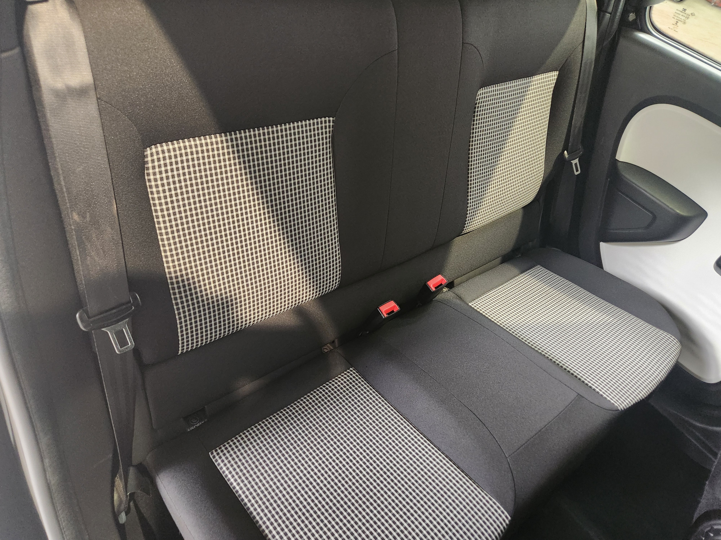 Vente en ligne Renault Twingo 3  1.0 SCe 70 BC au prix de 7 690 €