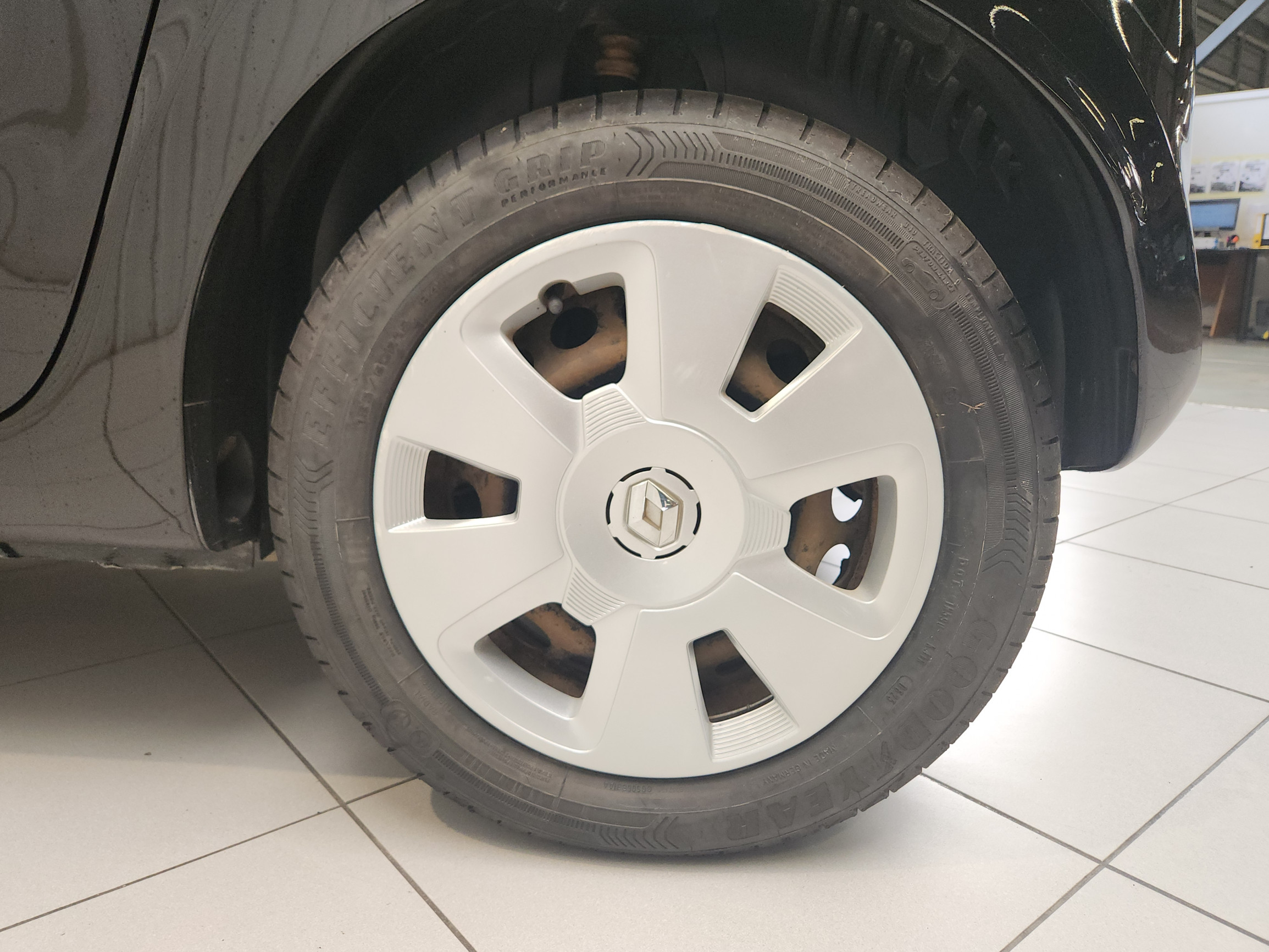Vente en ligne Renault Twingo 3  1.0 SCe 70 BC au prix de 7 690 €