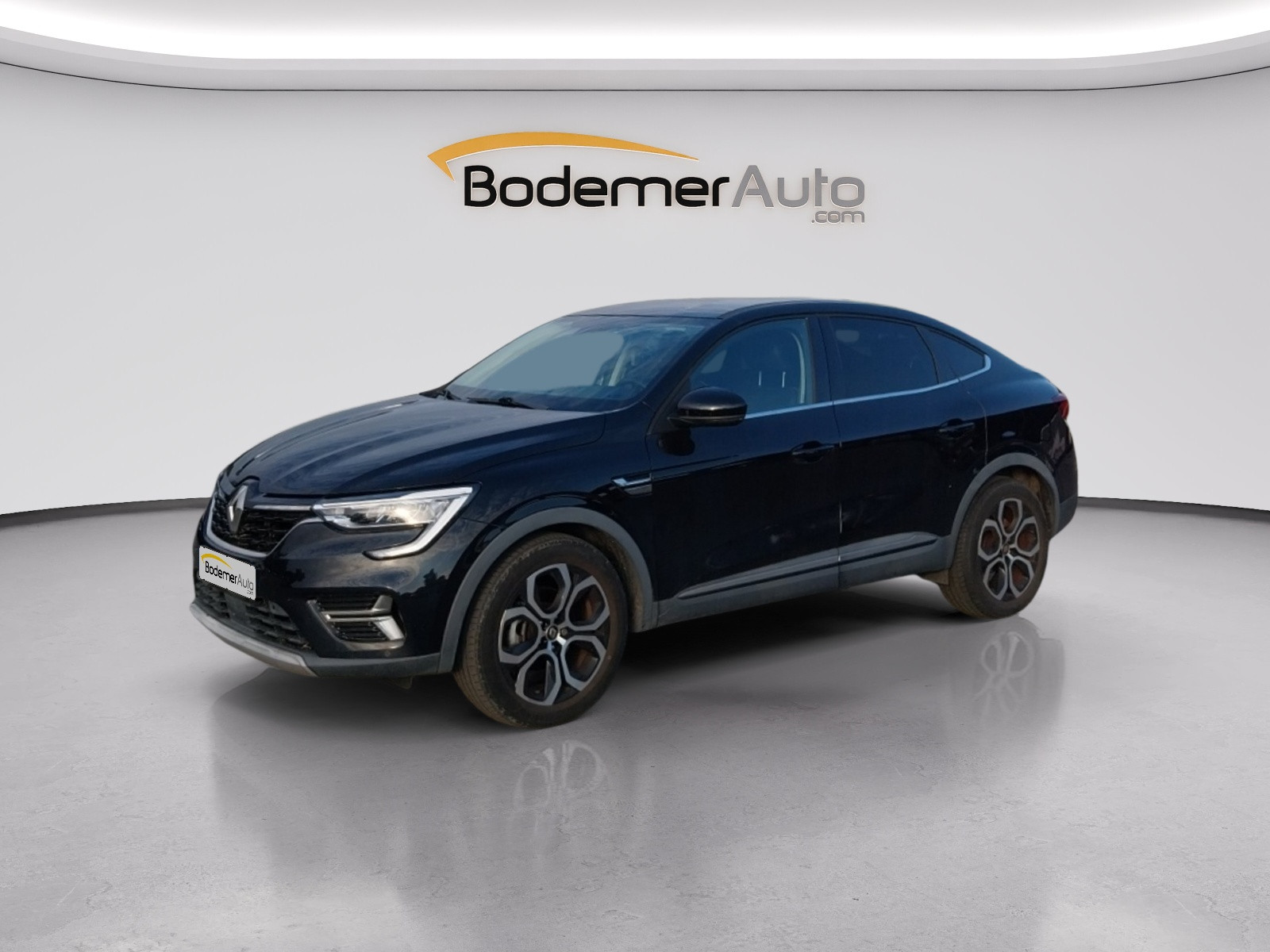 Renault Arkana  E-Tech hybride 145 - 22 occasion de 2023 en vente à Concarneau
