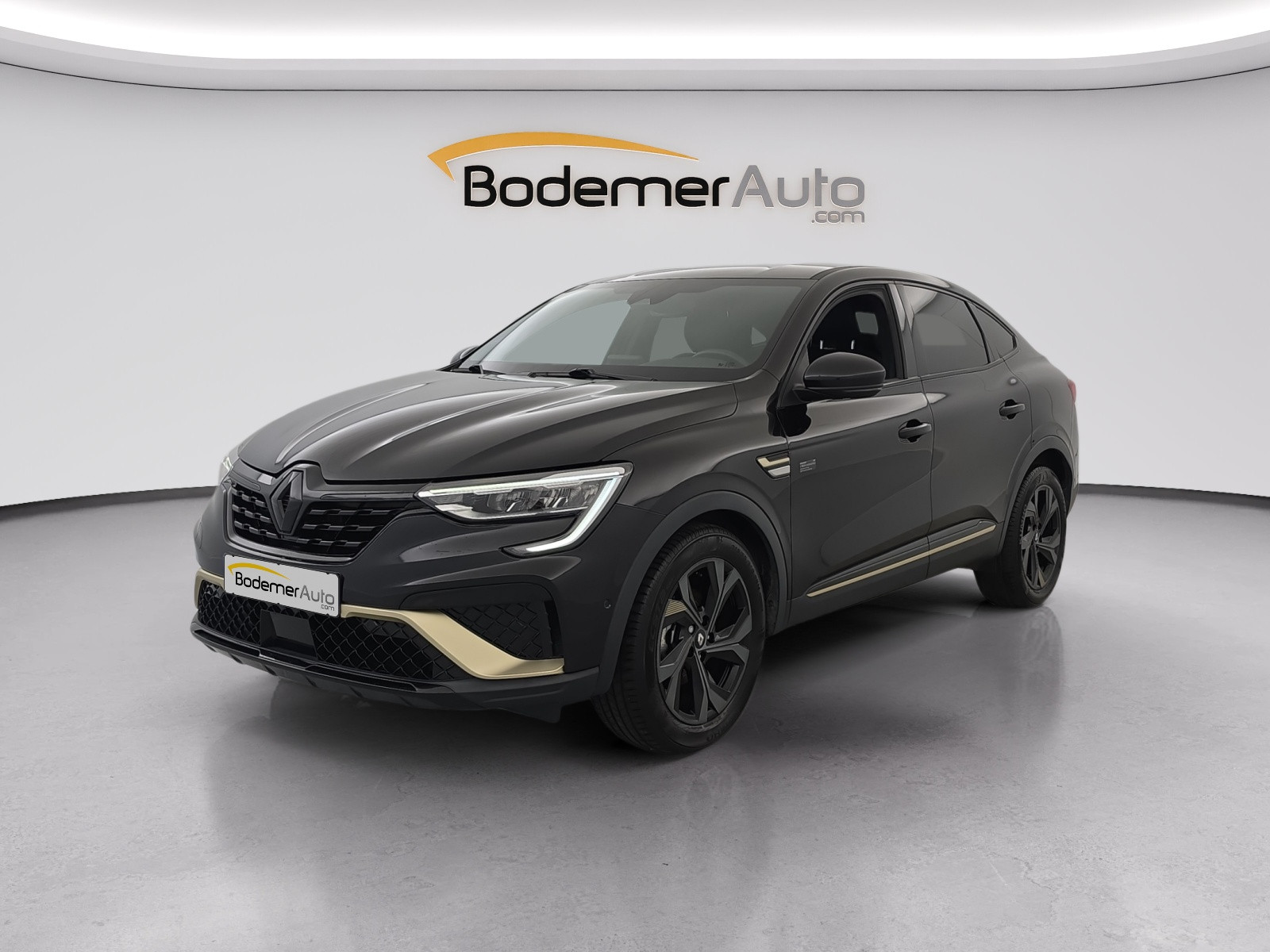 Renault Arkana  E-Tech hybride 145 - 22 occasion de 2023 en vente à Concarneau