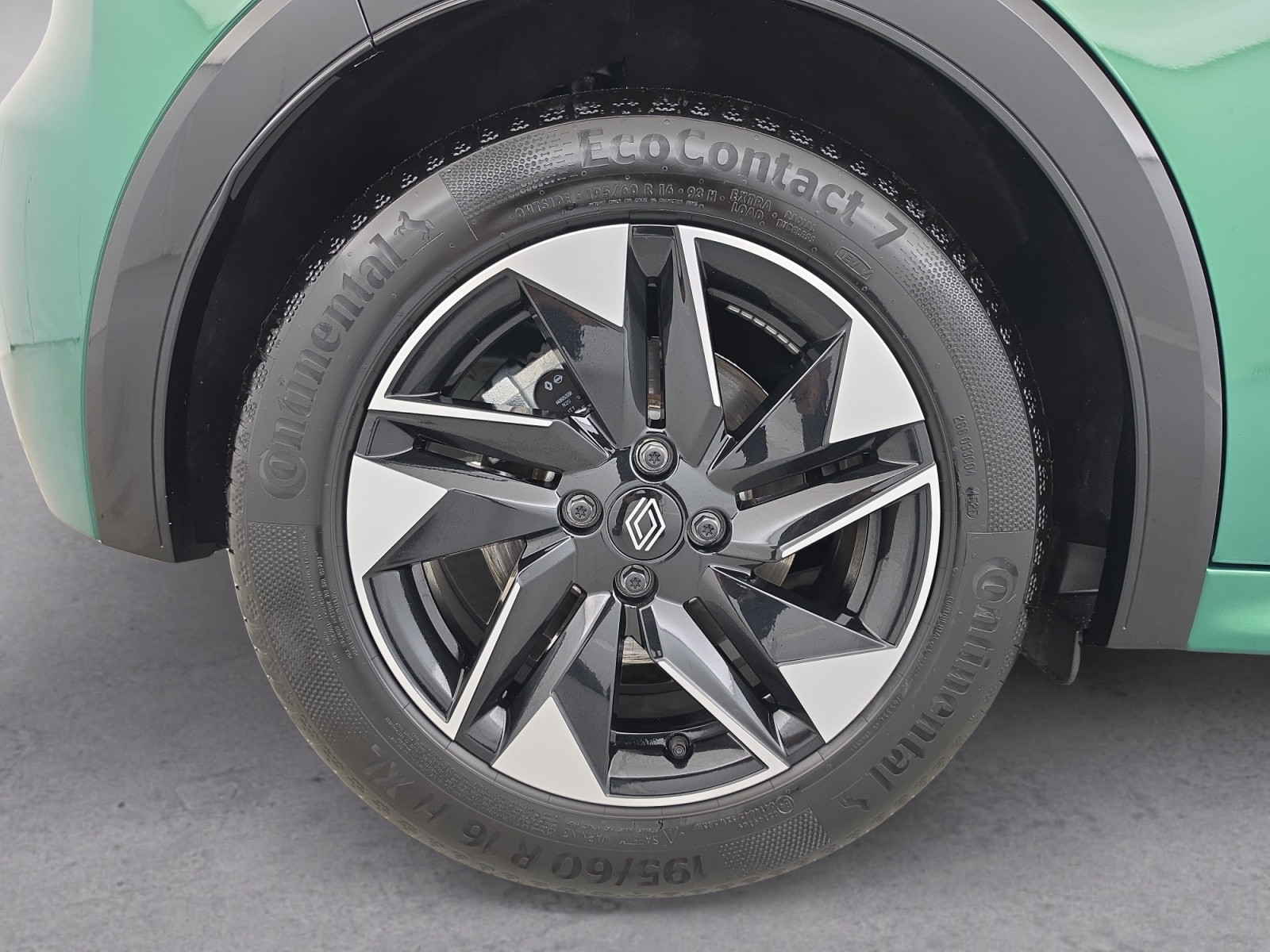 Vente en ligne Renault Clio 6 Clio TCe 115 ch au prix de 22 490 €