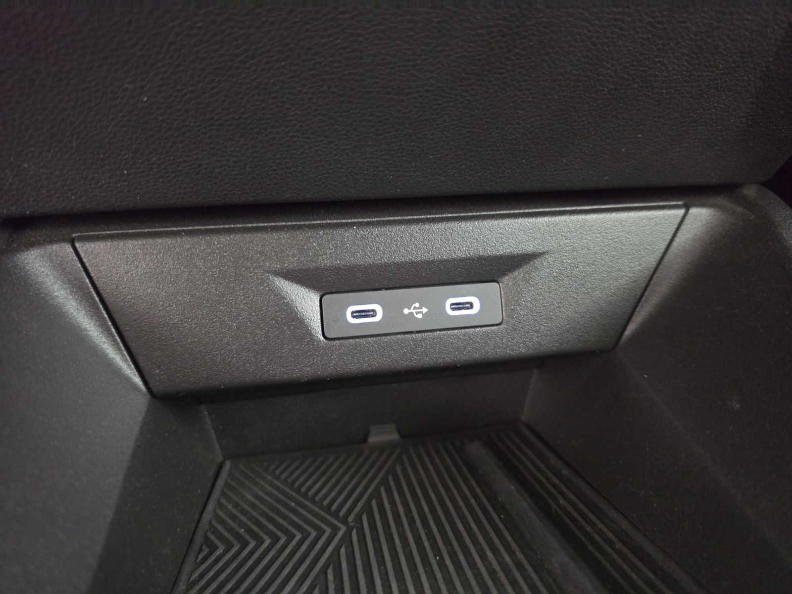 Vente en ligne Renault Clio 6 Clio TCe 115 ch au prix de 22 490 €