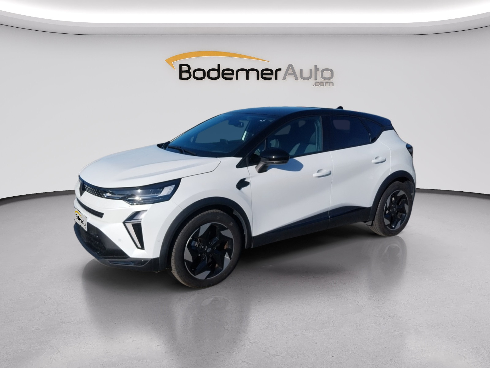 Renault Captur  E-Tech full hybrid 145 ch occasion de 2024 en vente à Concarneau