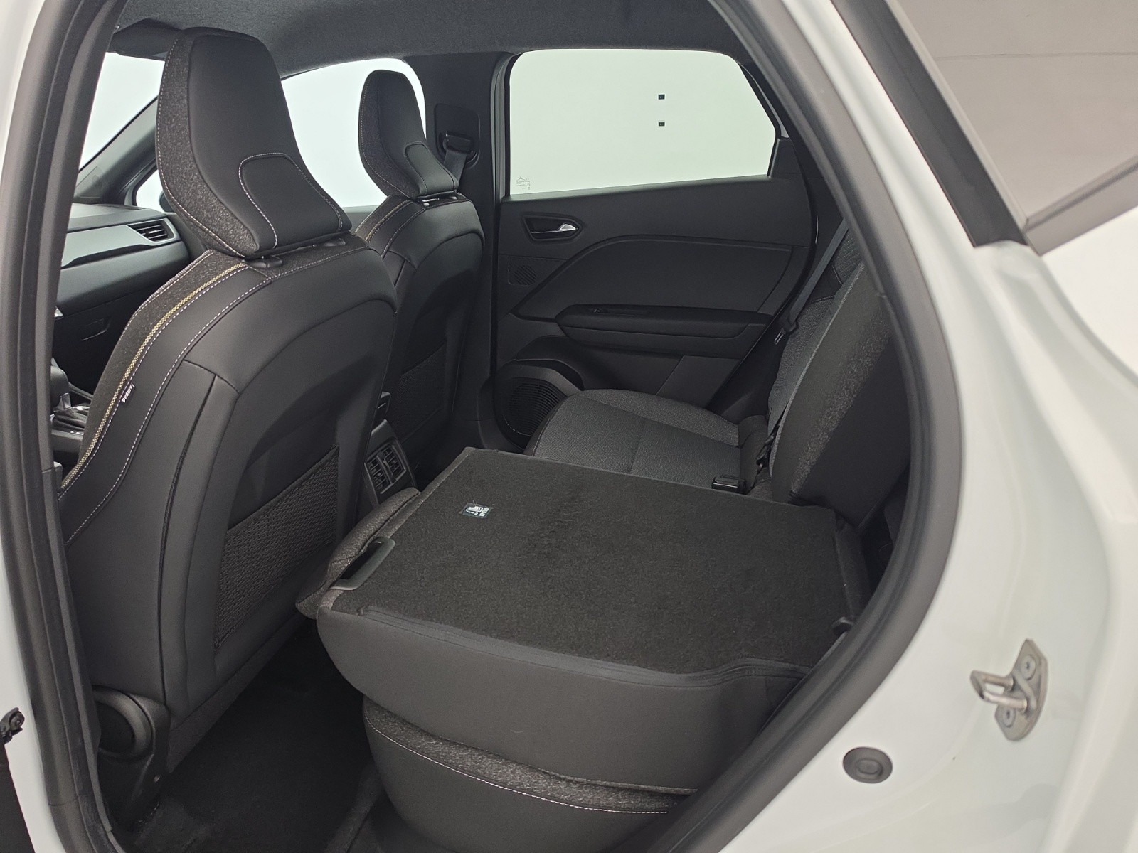Vente en ligne Renault Captur  E-Tech full hybrid 145 ch au prix de 23 490 €
