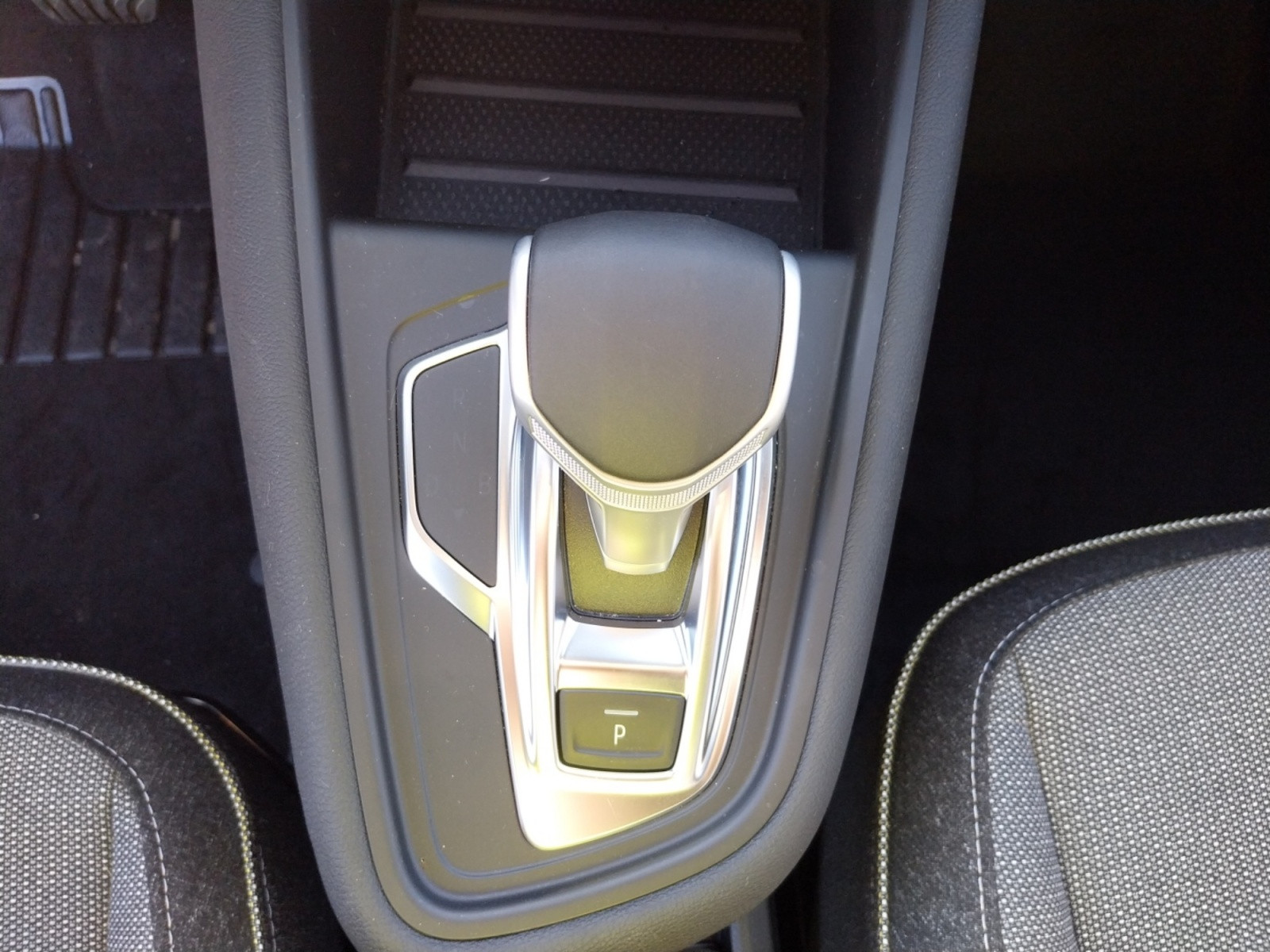 Vente en ligne Renault Symbioz  E-Tech full hybrid 145 au prix de 24 790 €