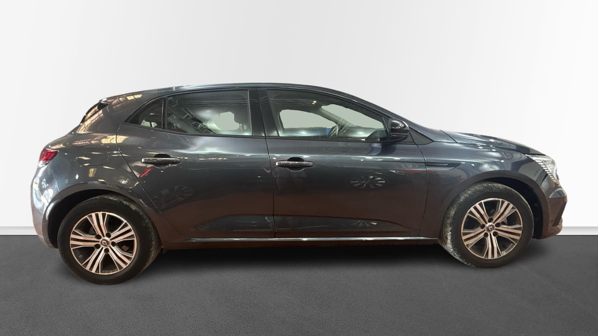 Vente en ligne Renault Megane 4  Blue dCi 115 EDC au prix de 18 490 €