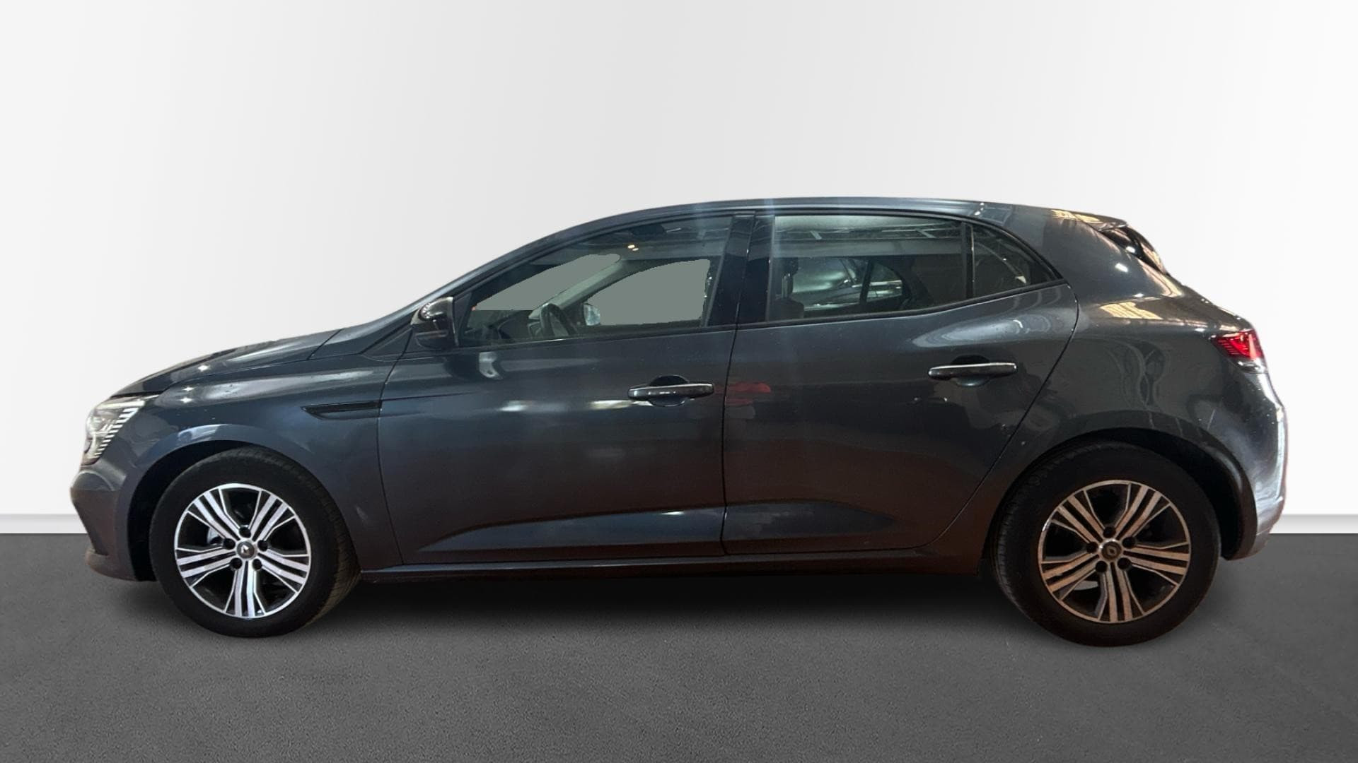 Vente en ligne Renault Megane 4  Blue dCi 115 EDC au prix de 18 490 €