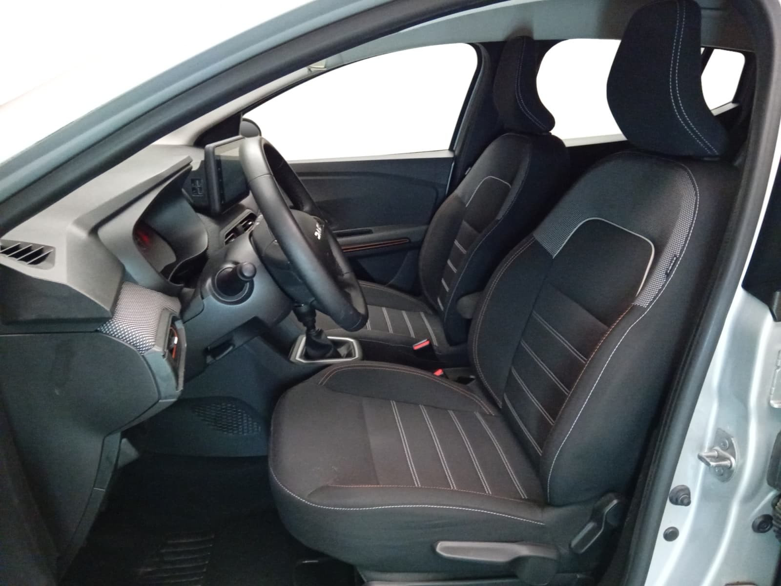 Vente en ligne Dacia Sandero  ECO-G 100 au prix de 15 750 €