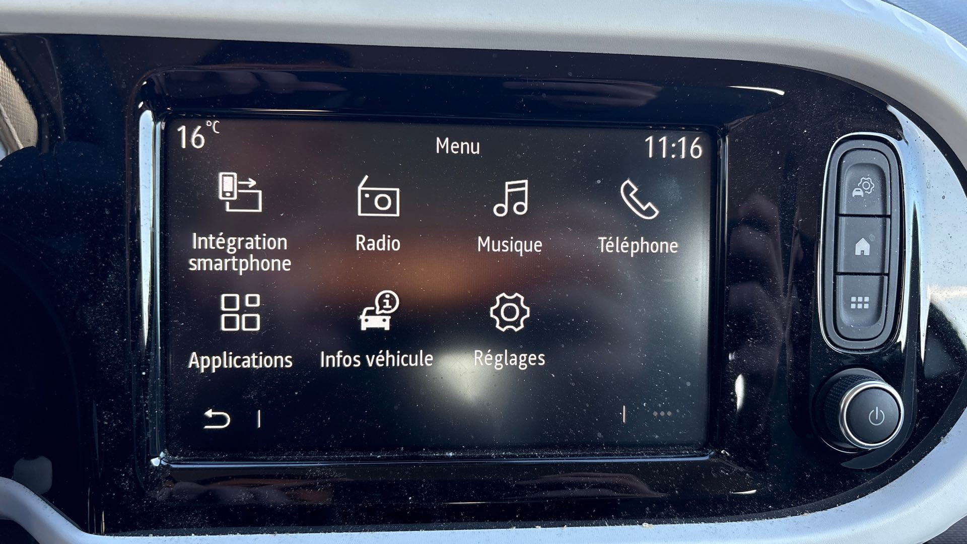 Vente en ligne Renault Twingo 3  SCe 65 au prix de 11 990 €