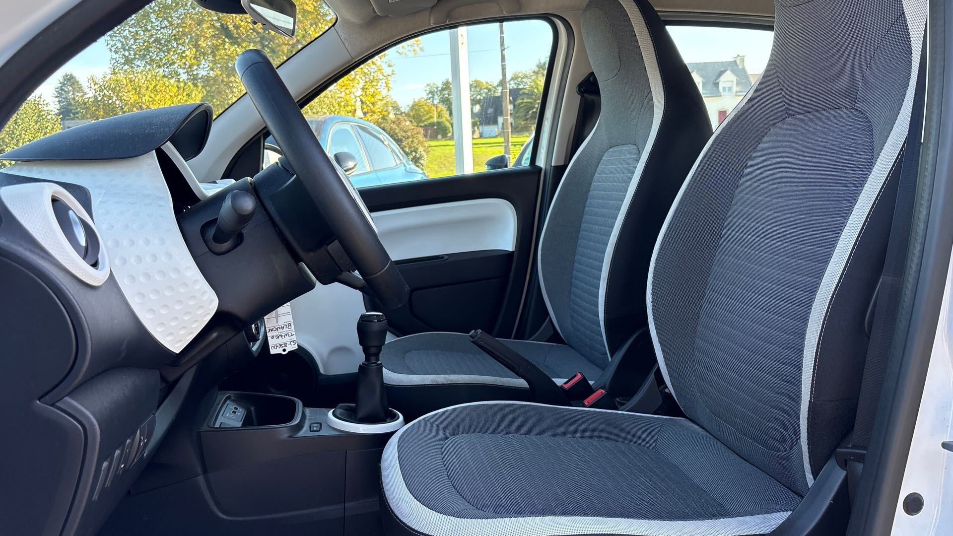 Vente en ligne Renault Twingo 3  SCe 65 au prix de 11 990 €